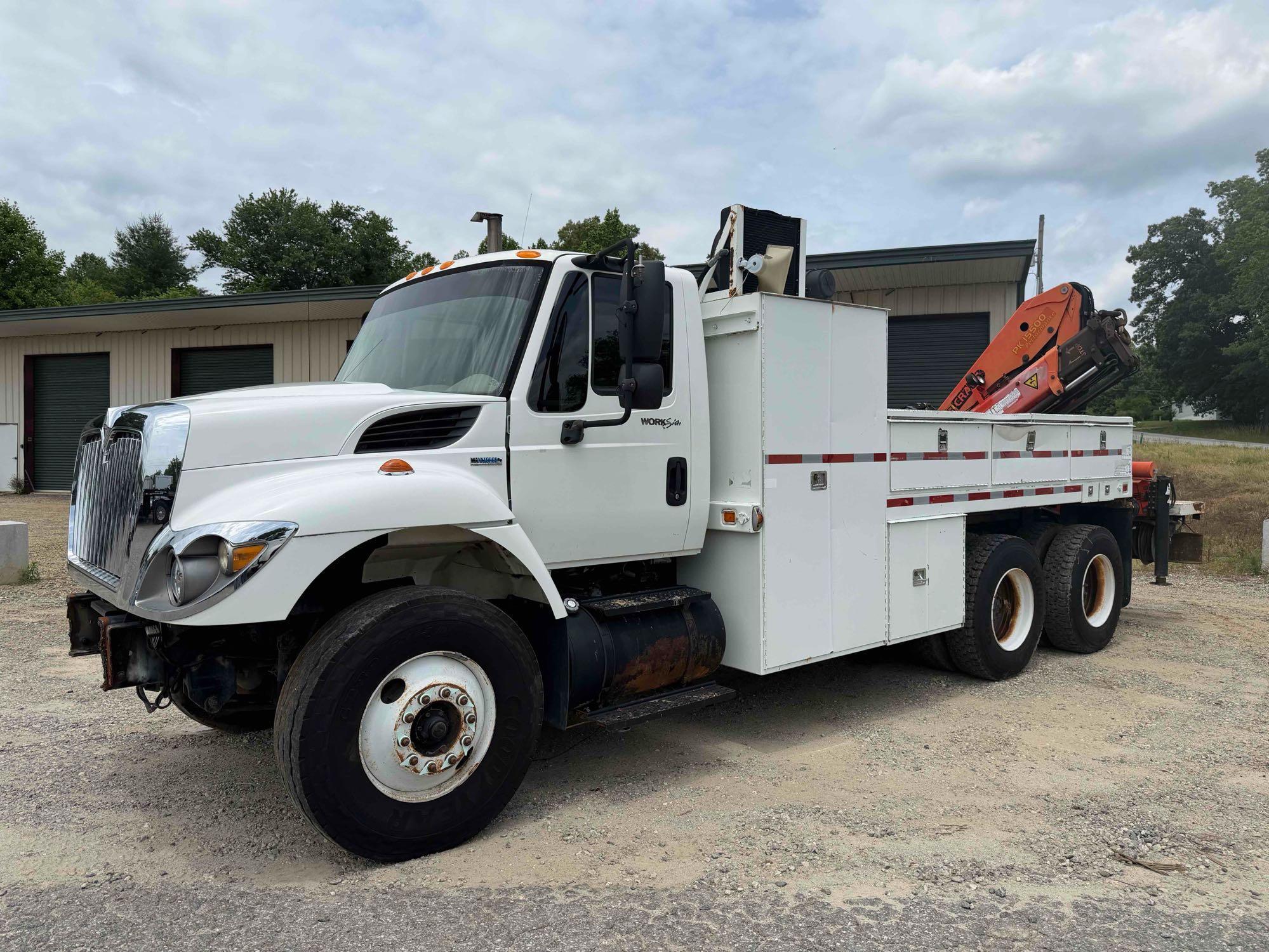 2008 International 7400 Knuckleboom Crane Truck, VIN # 1HTWGAAR78J690282