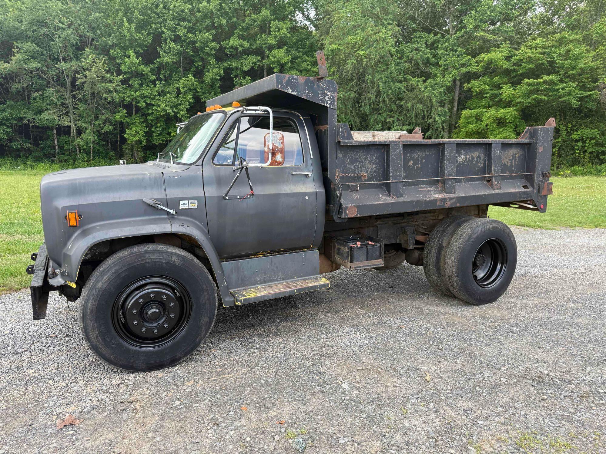 1990 Chevrolet C70 Dump Truck, VIN # 1GBM7D1G8LV105493