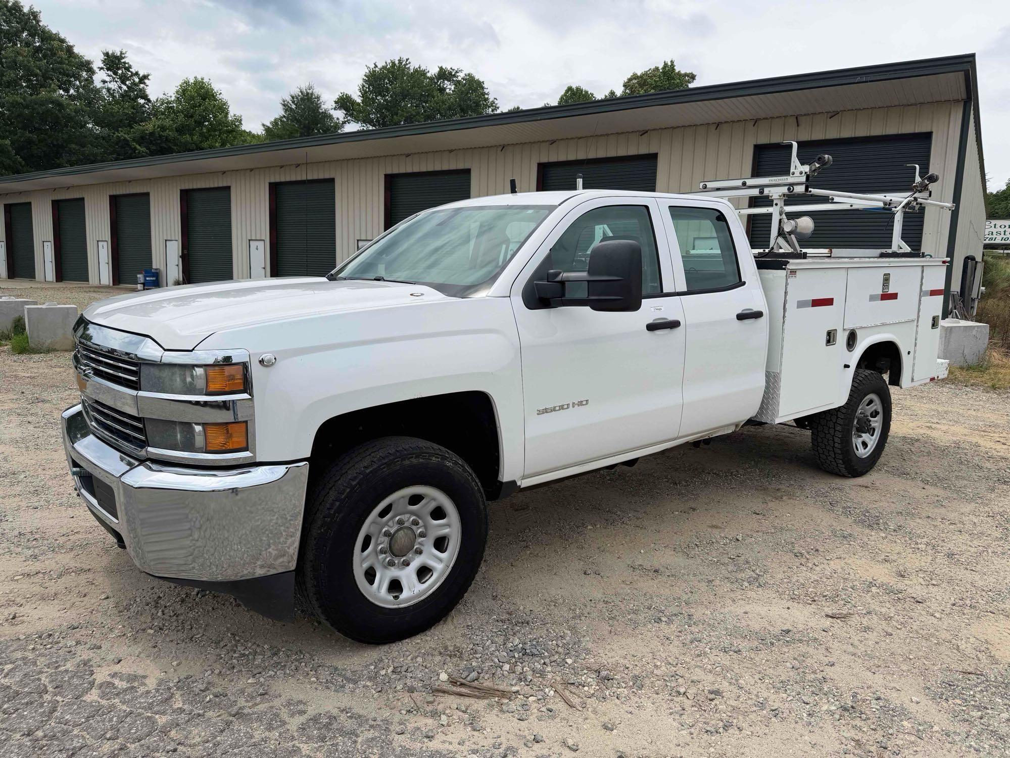 Photo of a 2015 Chevrolet Silverado 3500