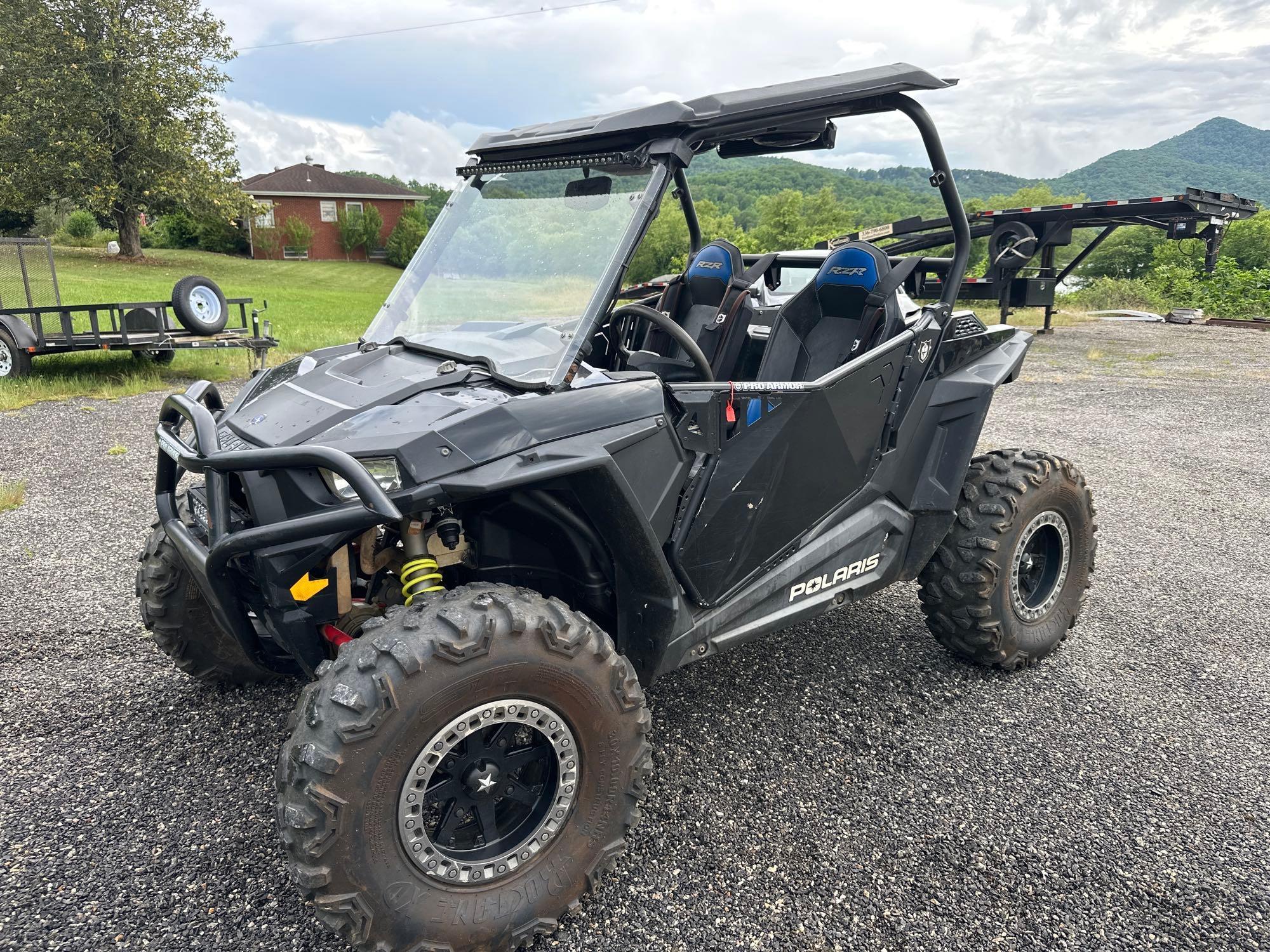 2015 Polaris RZR S 900, VIN # 4XAVBE871FB945865