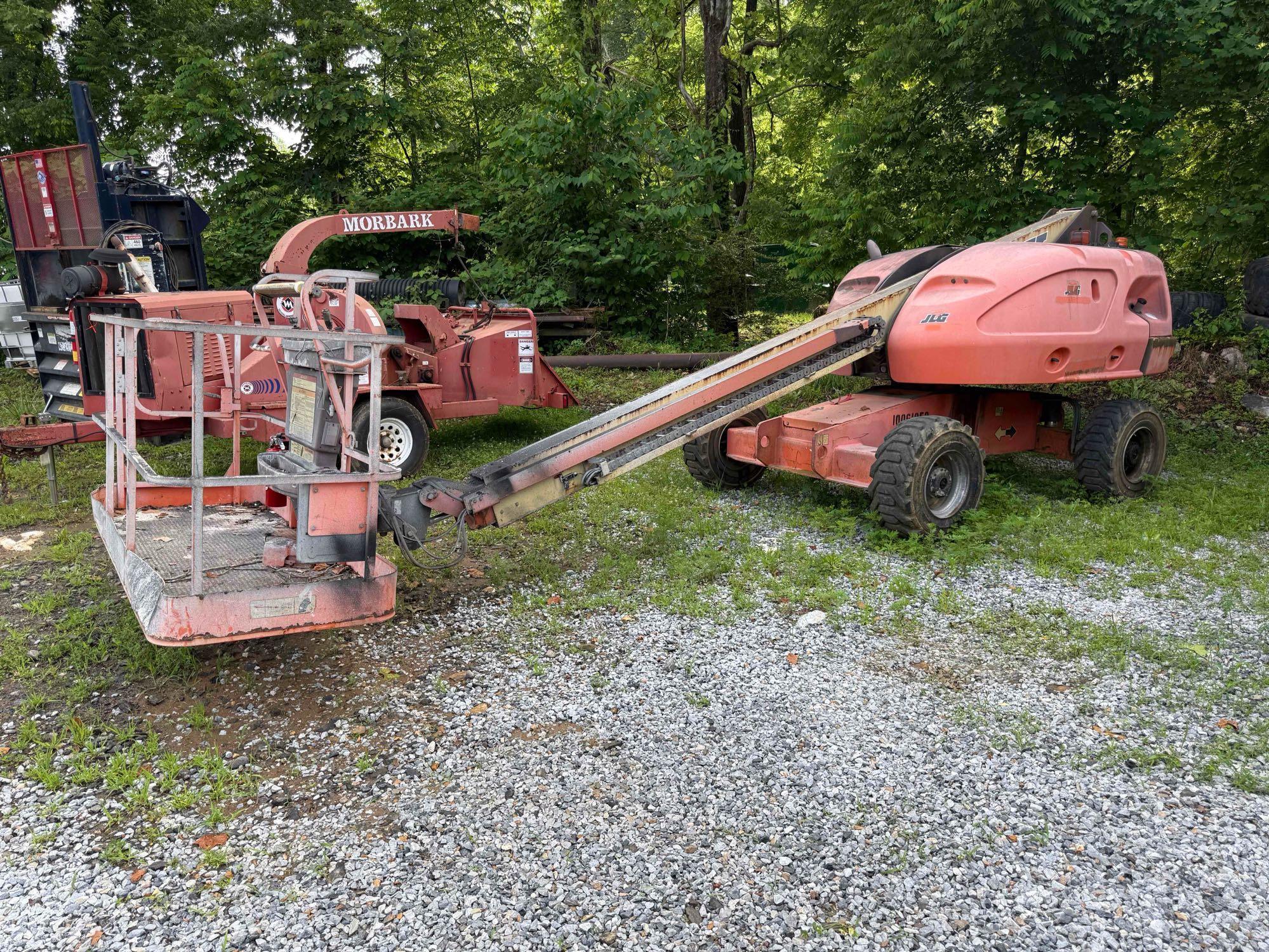 Photo of a 2012 JLG 400S