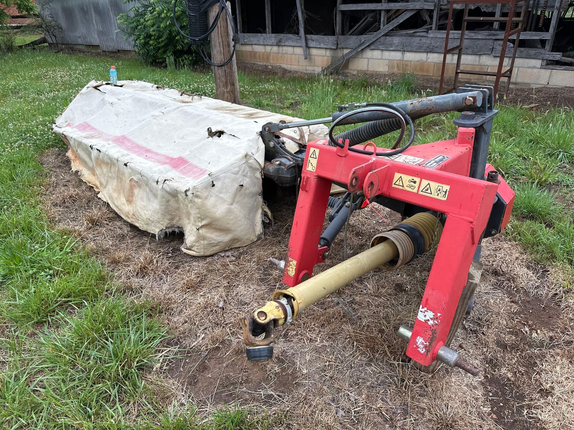 Vicon DMP2800 Hay Mower