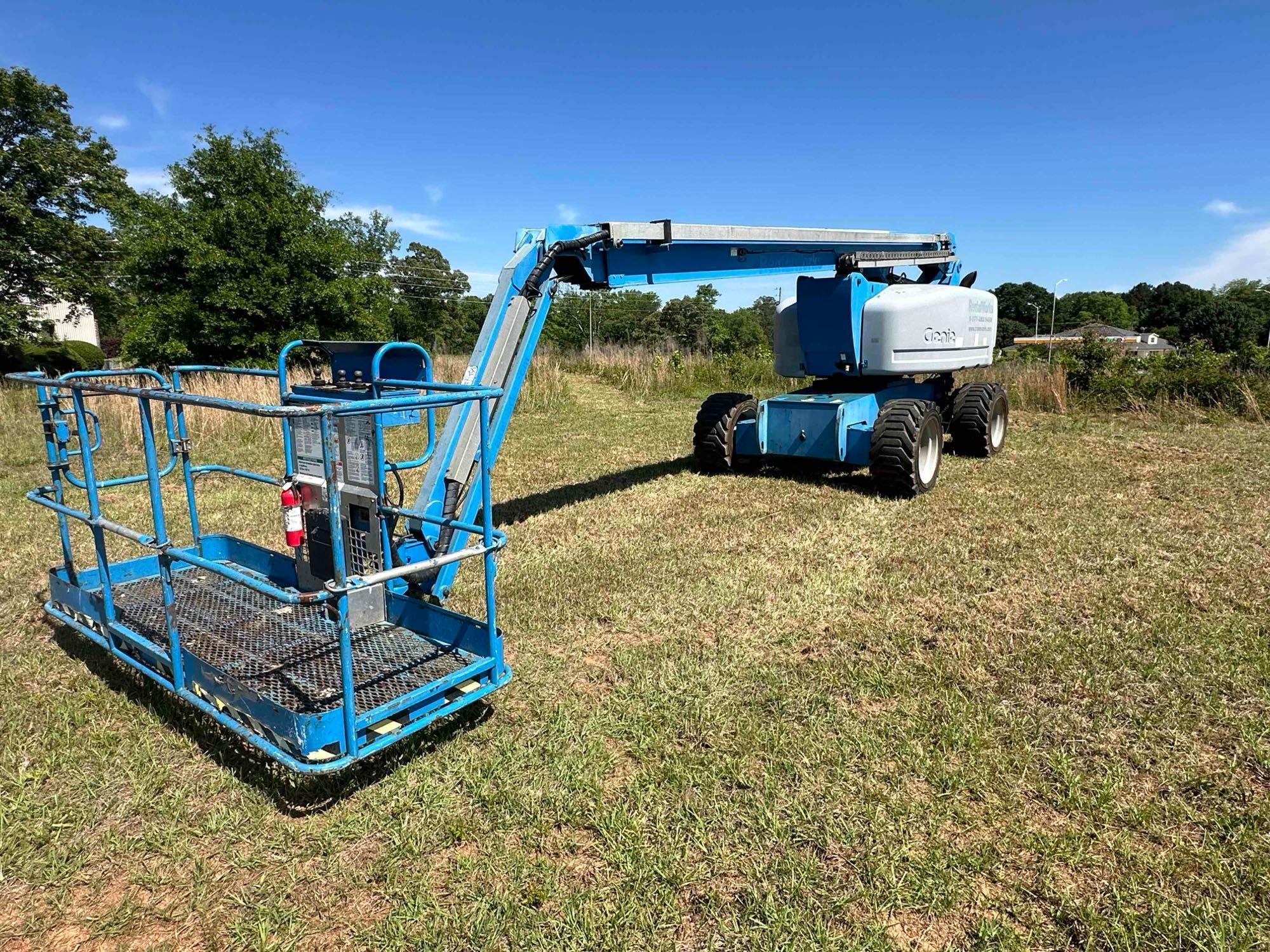 Photo of a 2013 Genie Z80/60 