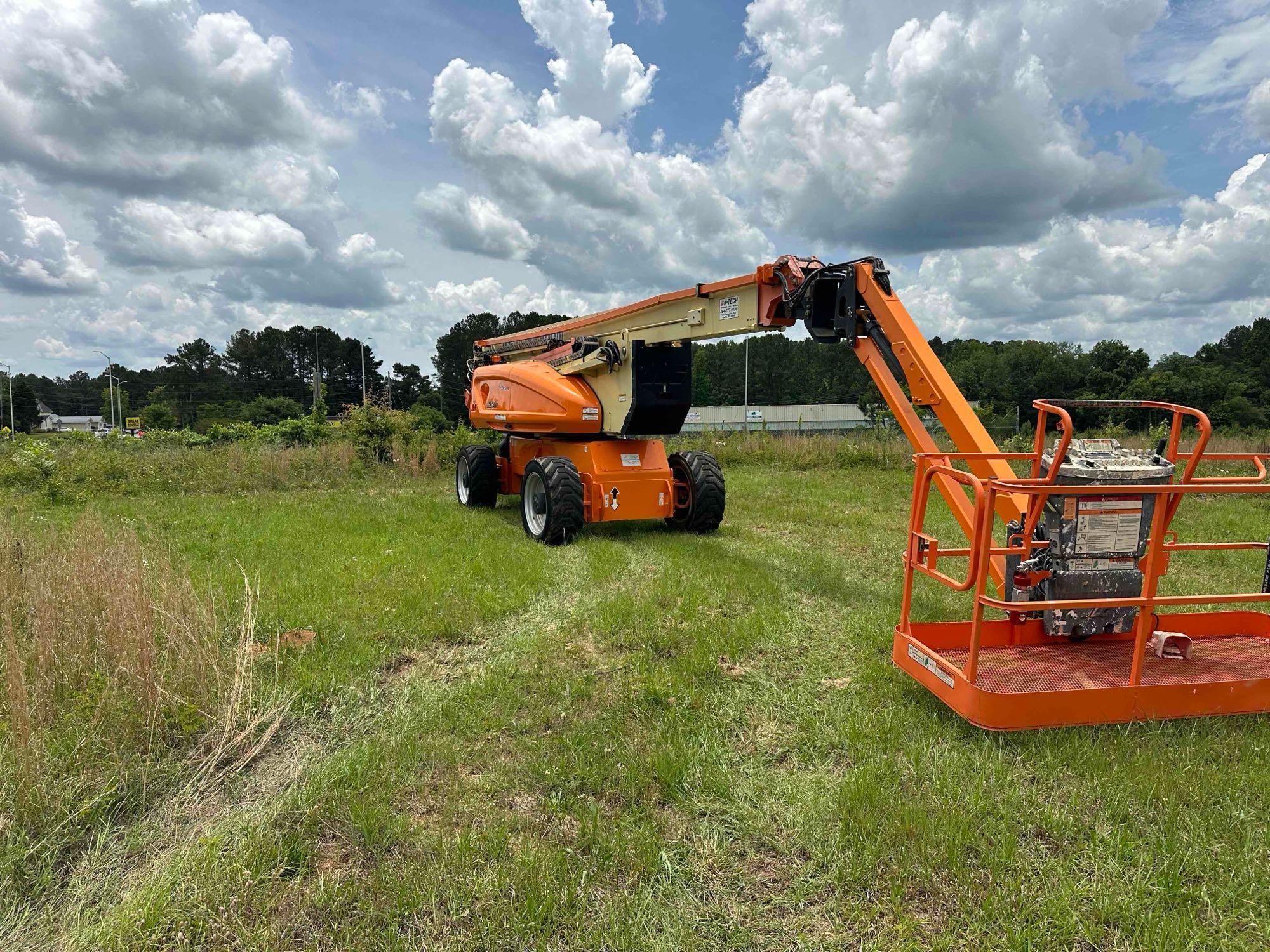 Photo of a 2017 JLG 1250AJP
