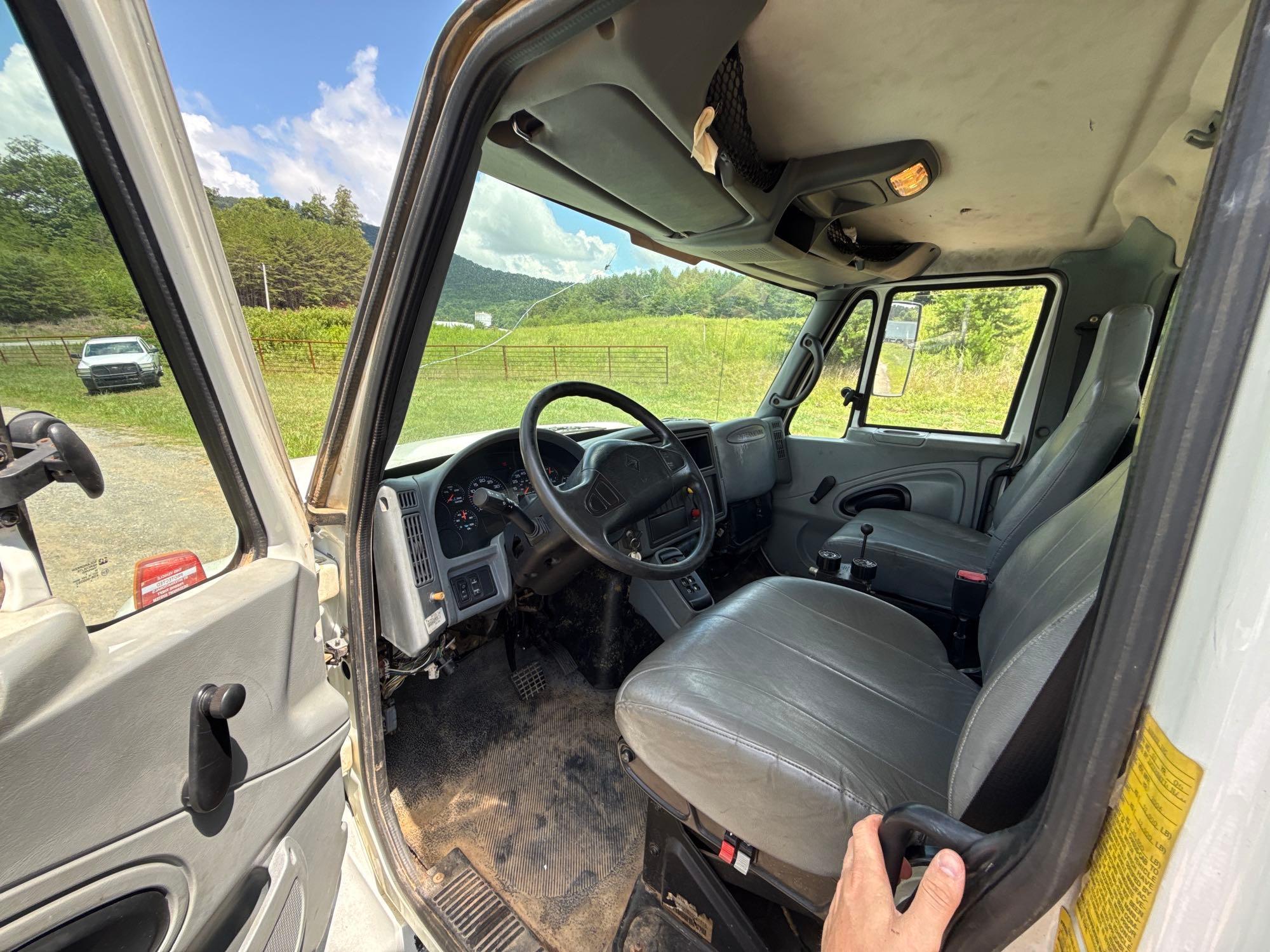 2006 International 7400
