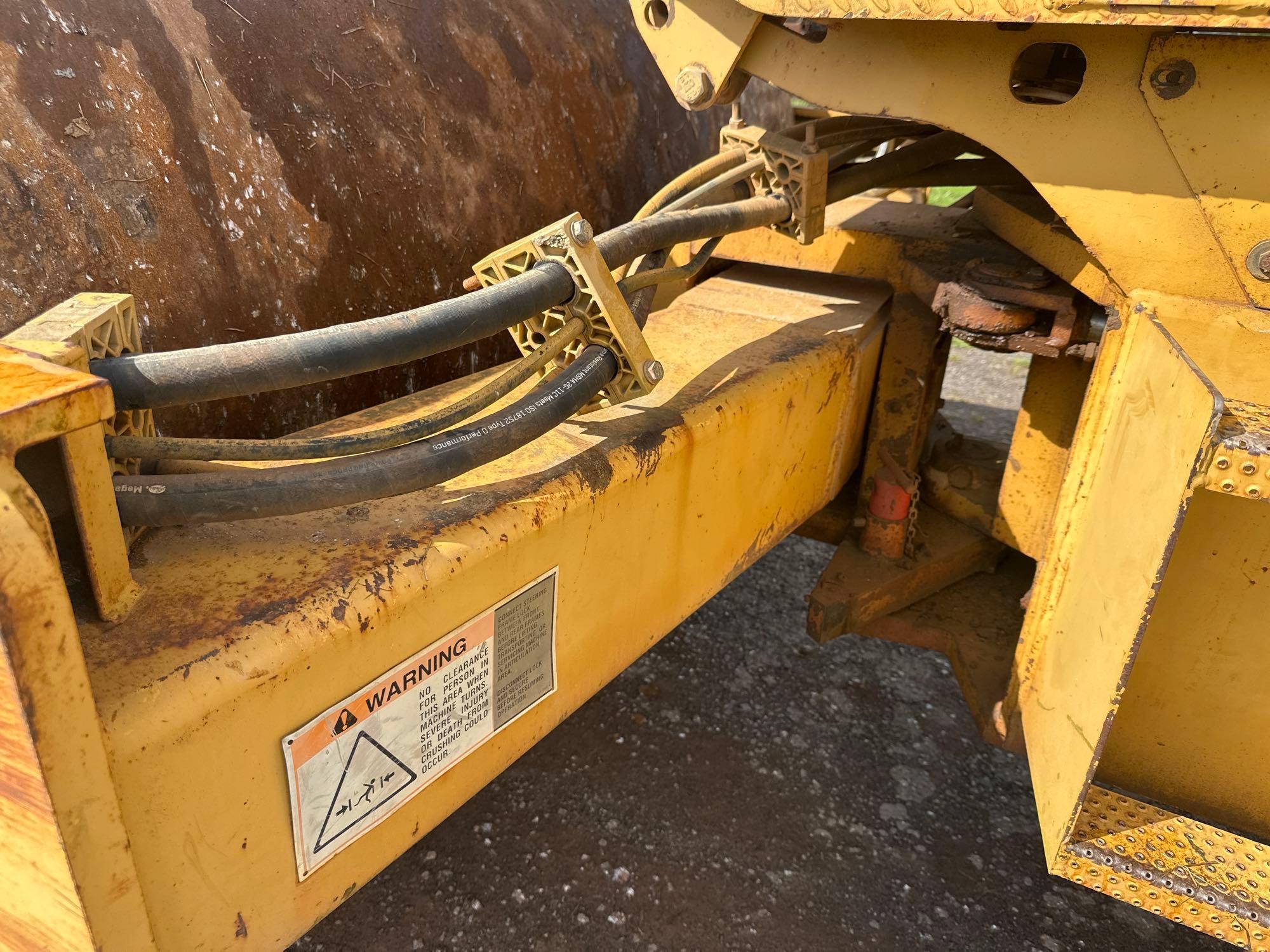 Caterpillar CS-563C