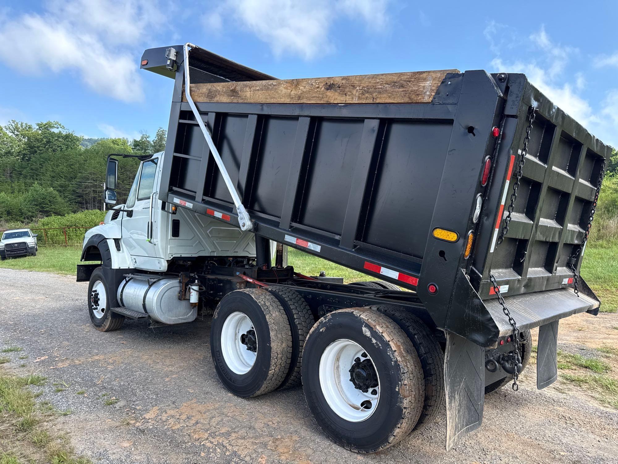 2014 International WORKSTAR