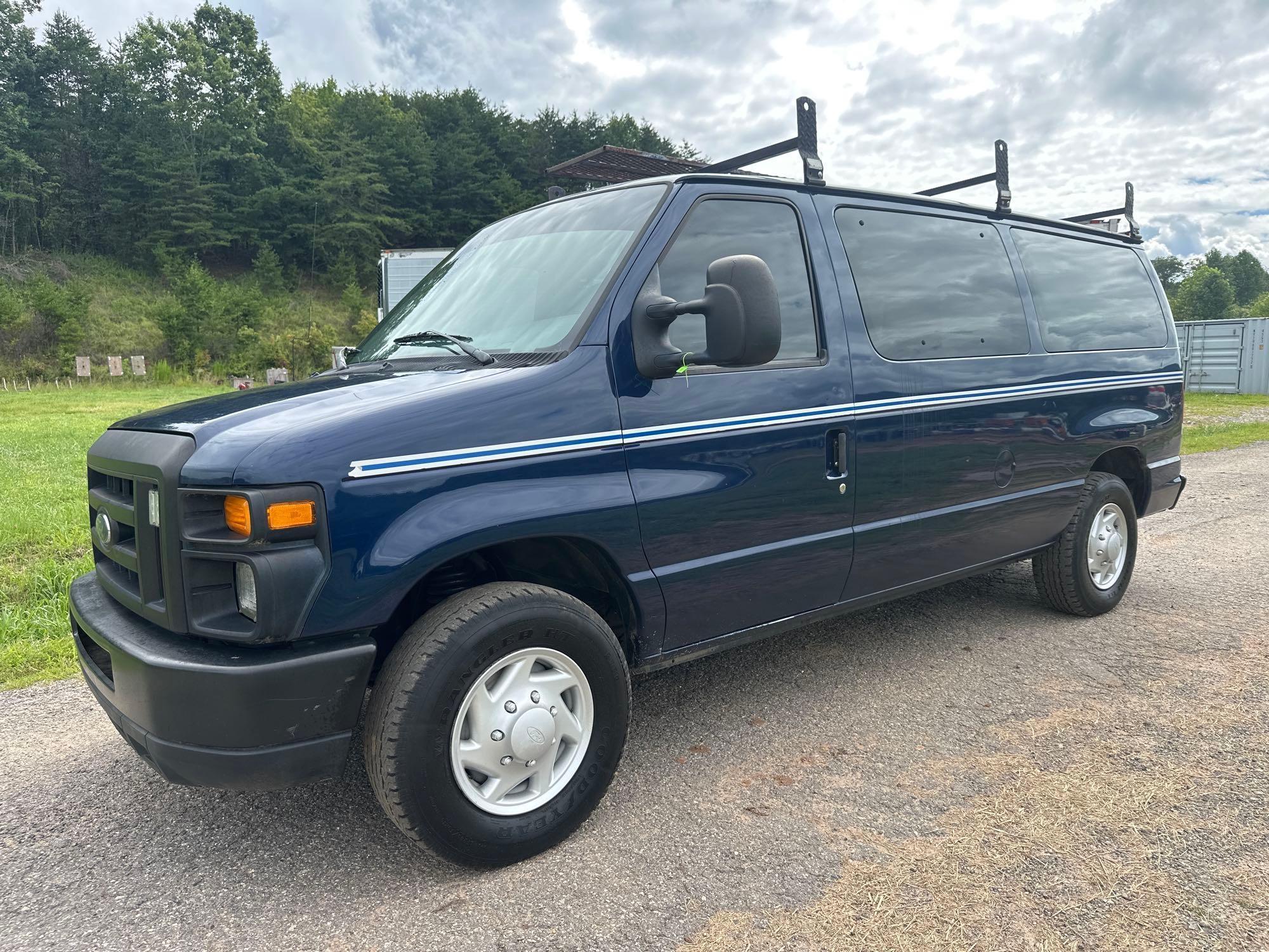 Photo of a 2008 Ford Econoline
