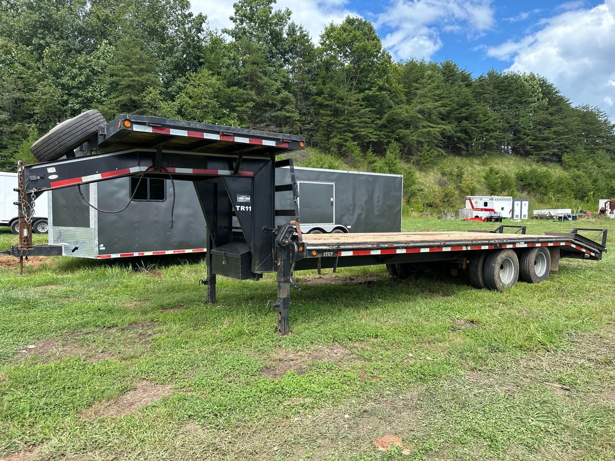 2018 25ft Better Built Gooseneck Trailer