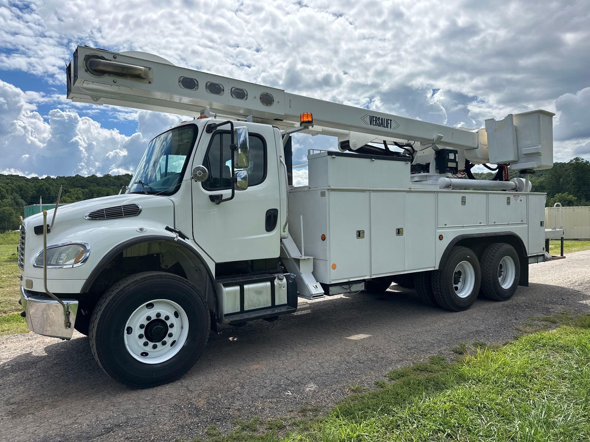 Photo of a 2016 Freightliner M2 106