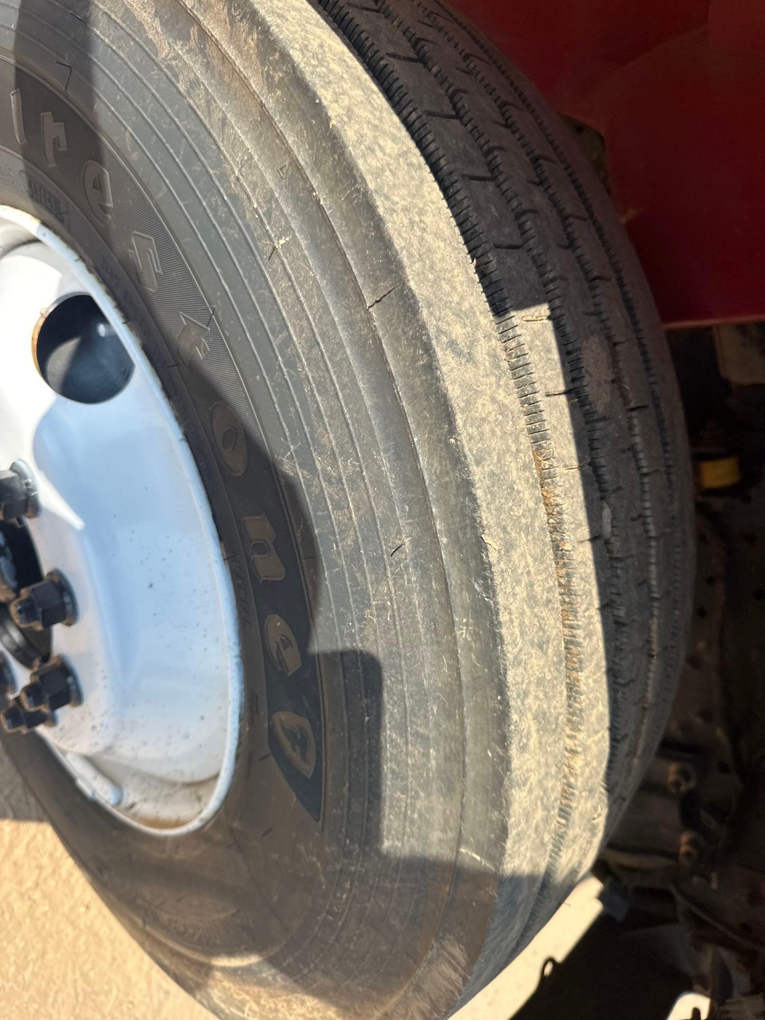 2004 International 4400