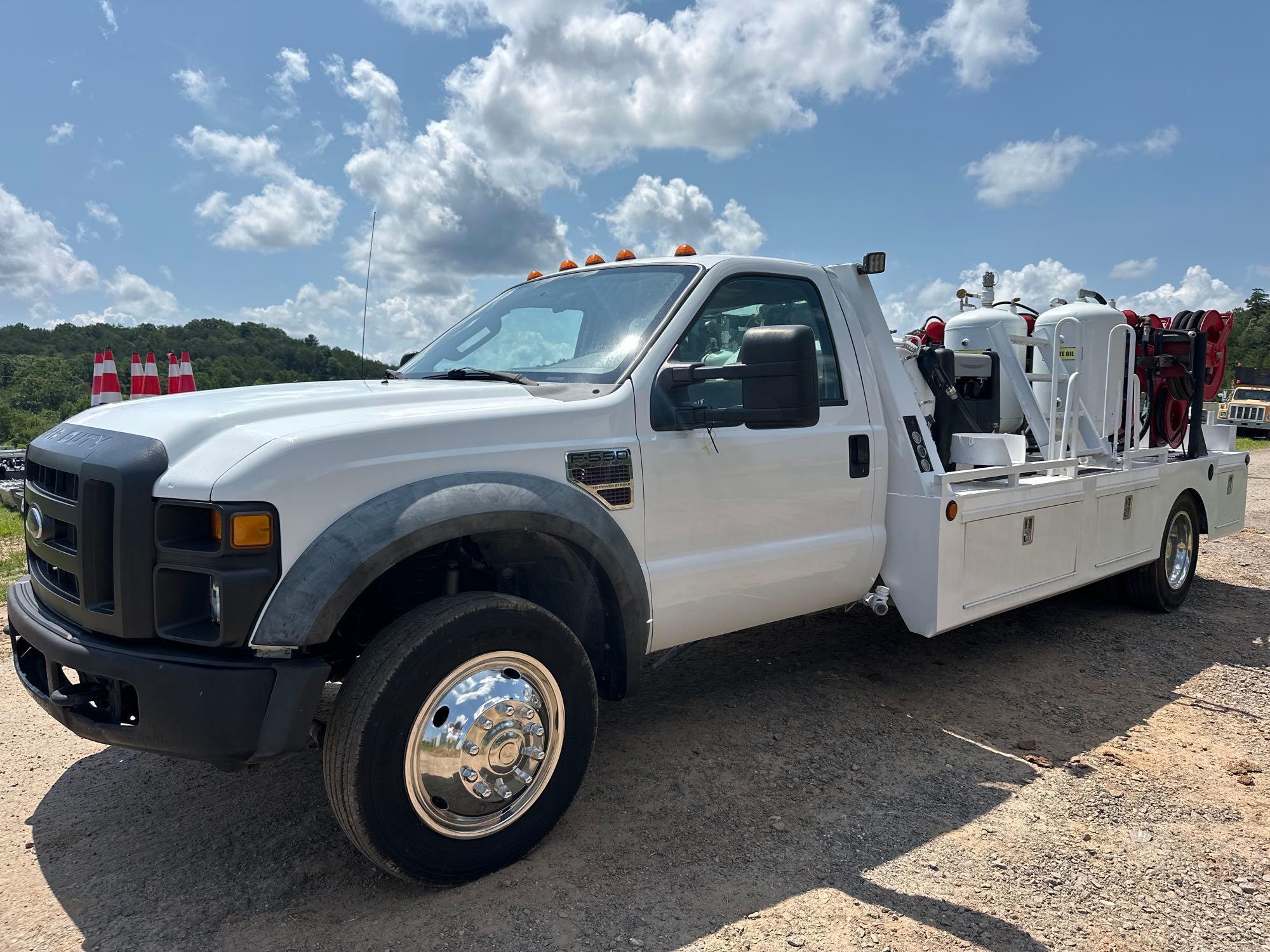 Photo of a 2008 Ford F-550