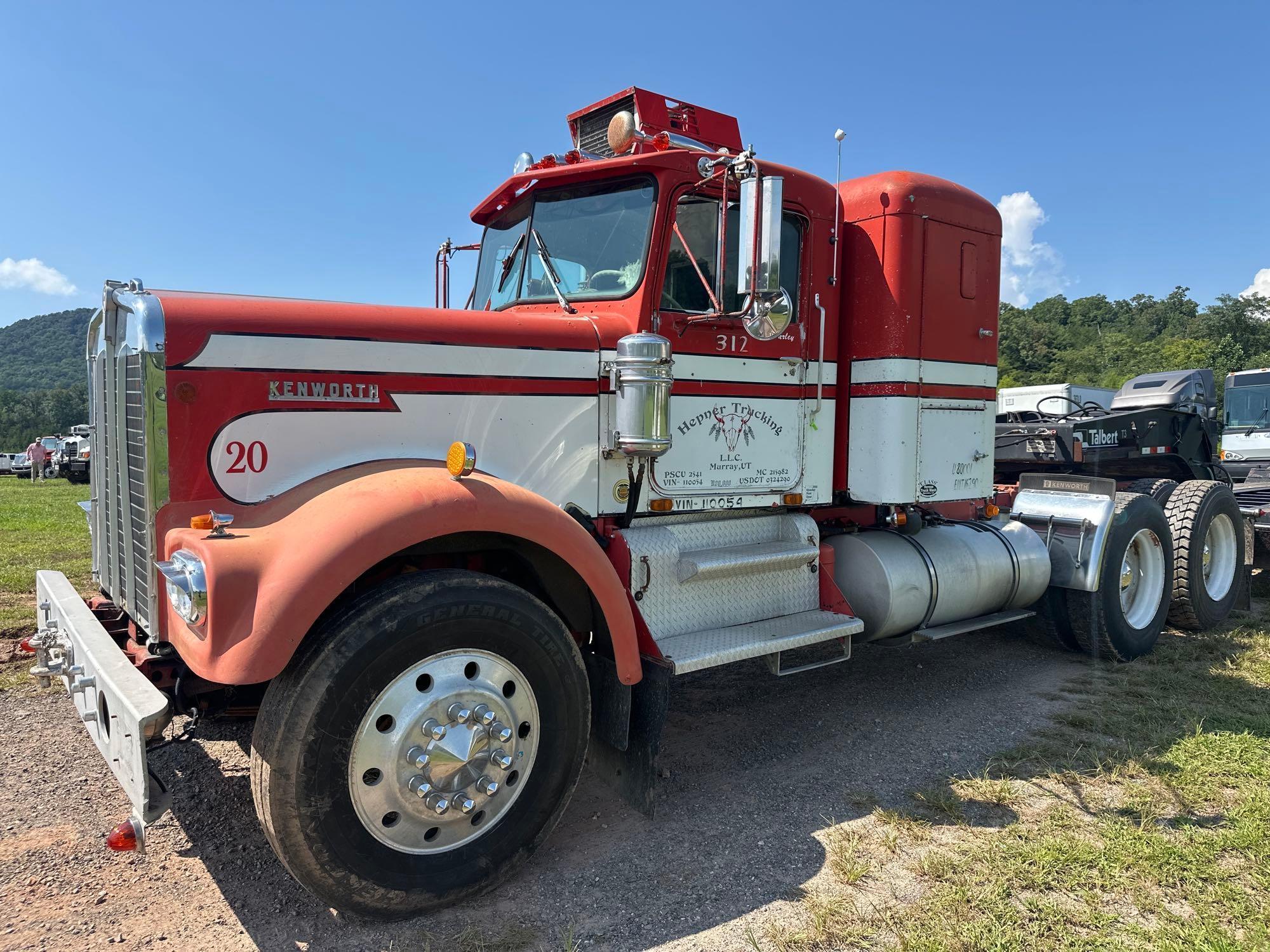1967 Kenworth W925