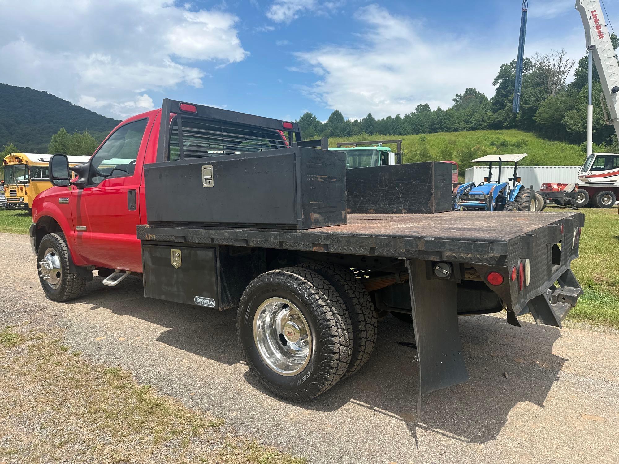 2005 Ford F-350 Pickup