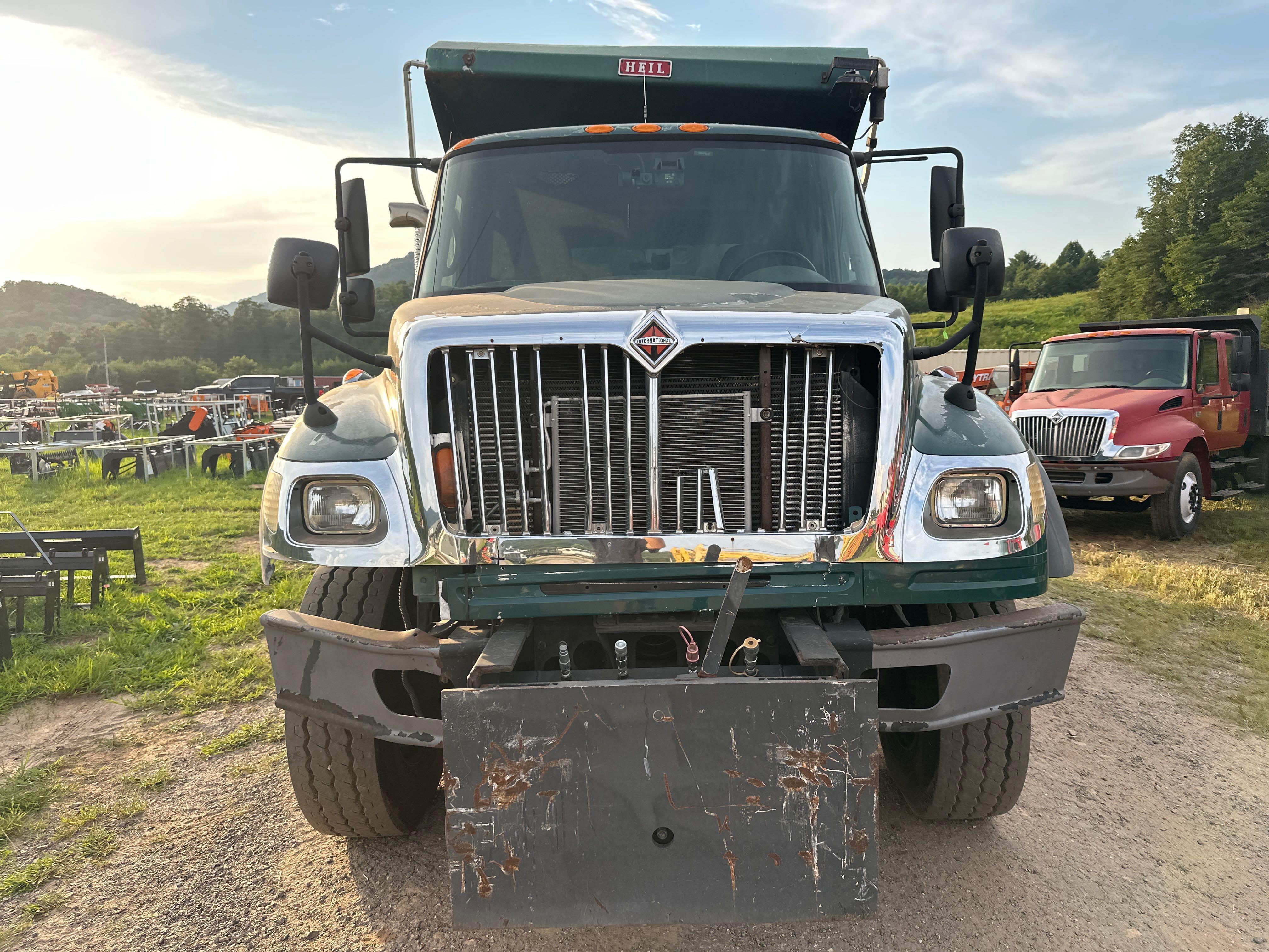 2005 International 7600