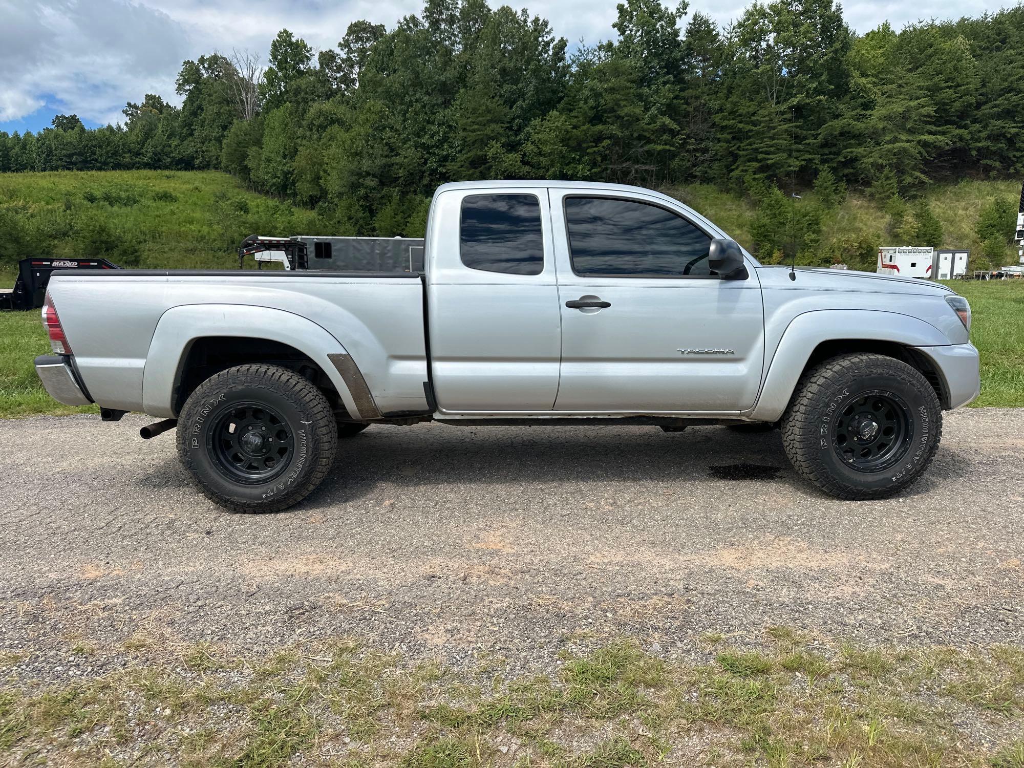 2012 Toyota TACOMA