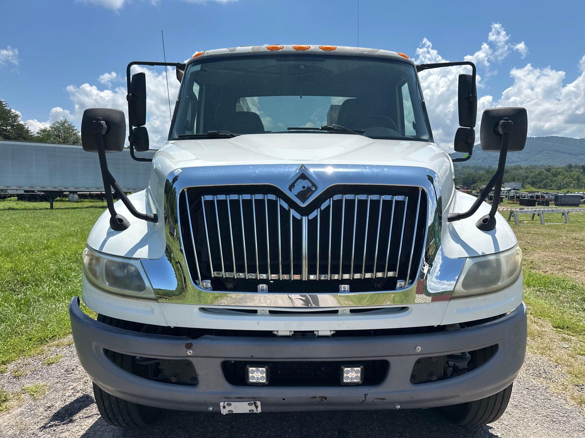 2014 International DuraStar 4400