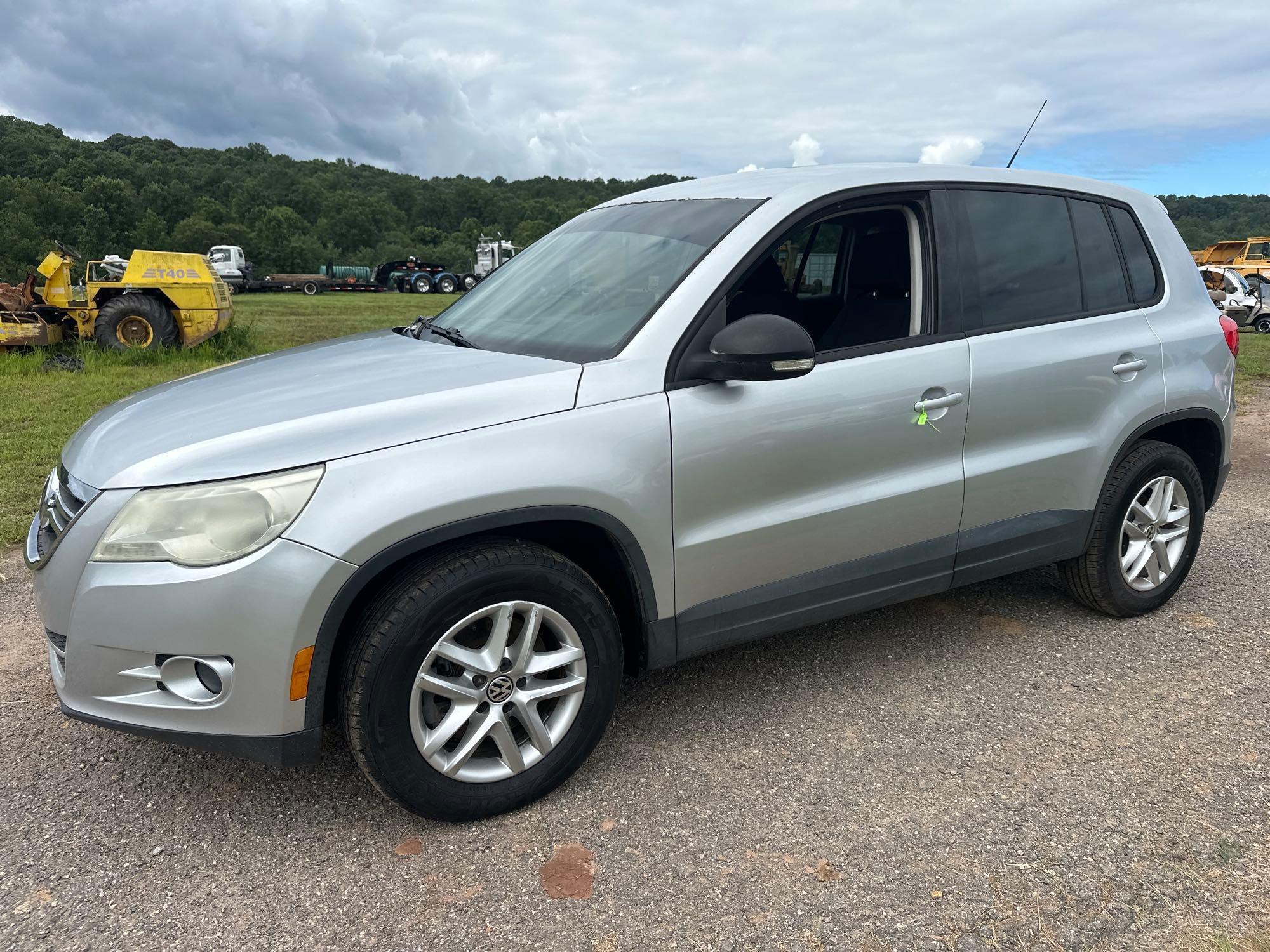 2011 Volkswagen Tiguan Multipurpose Vehicle (MPV), VIN # WVGAV7AX7BW553590
