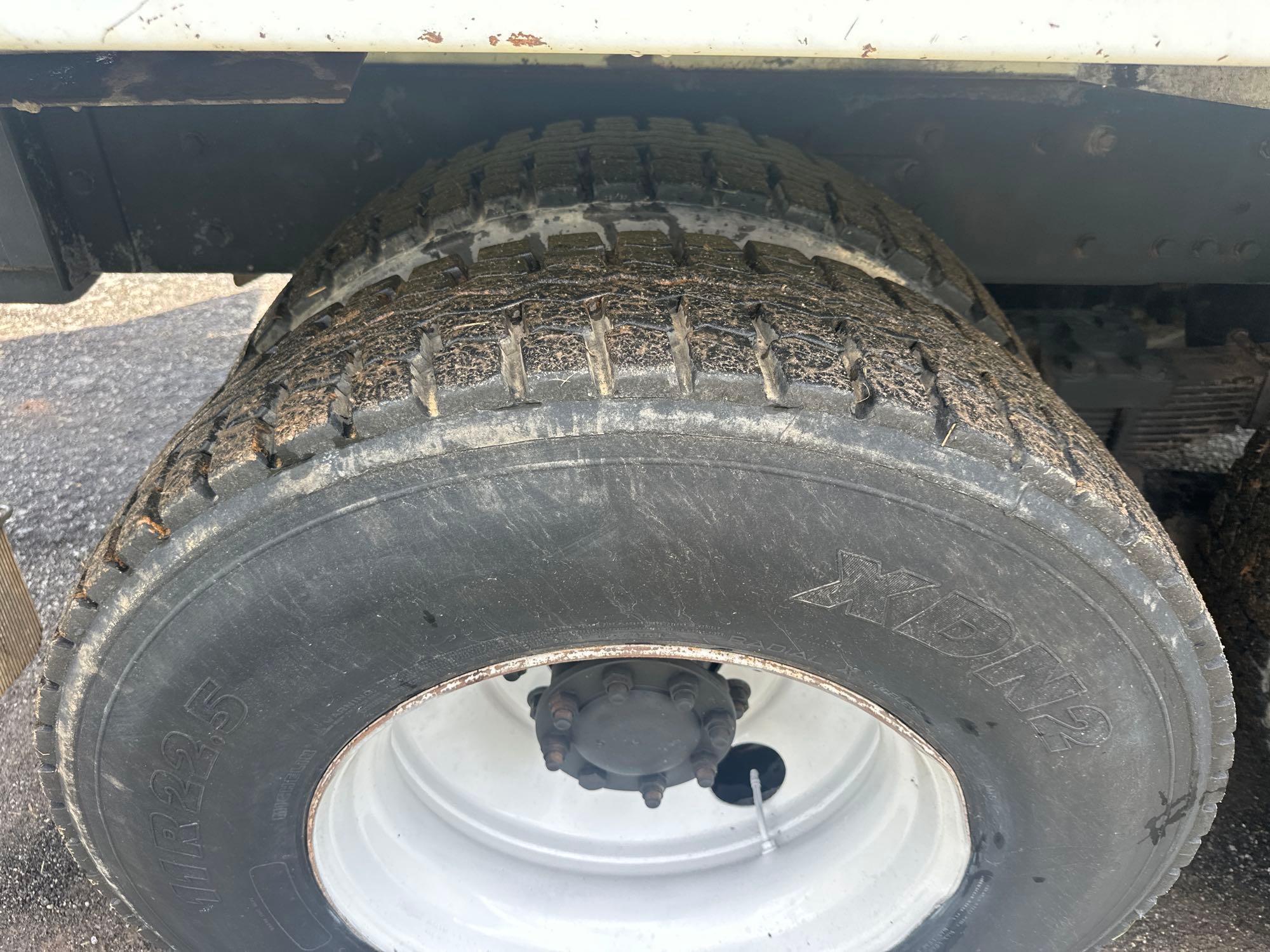 2005 International 7400