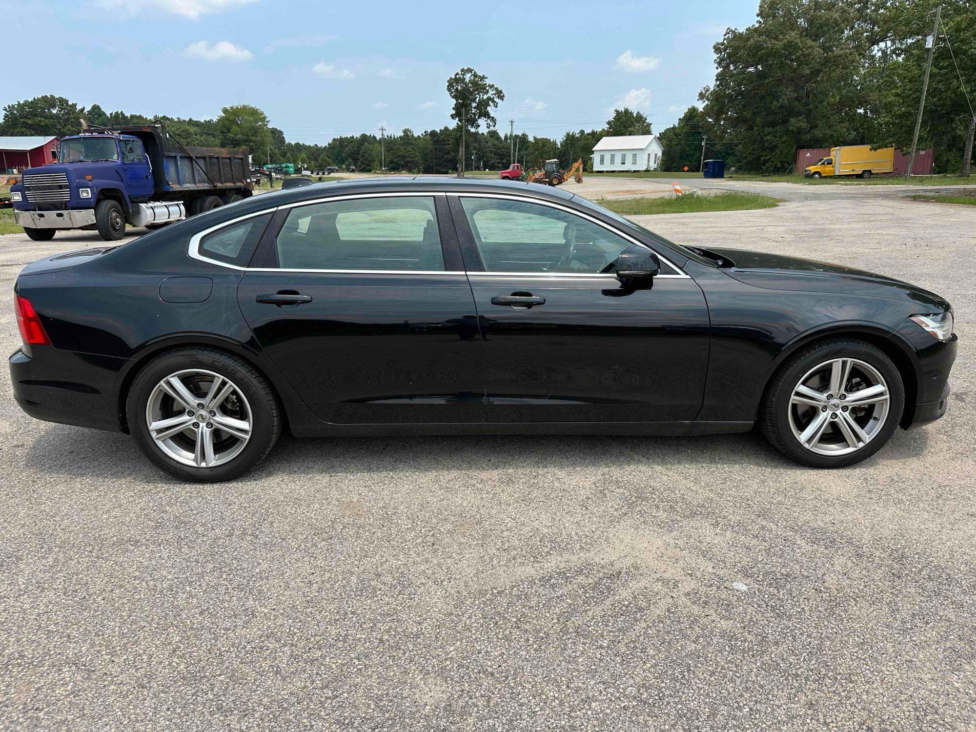 2018 Volvo S90