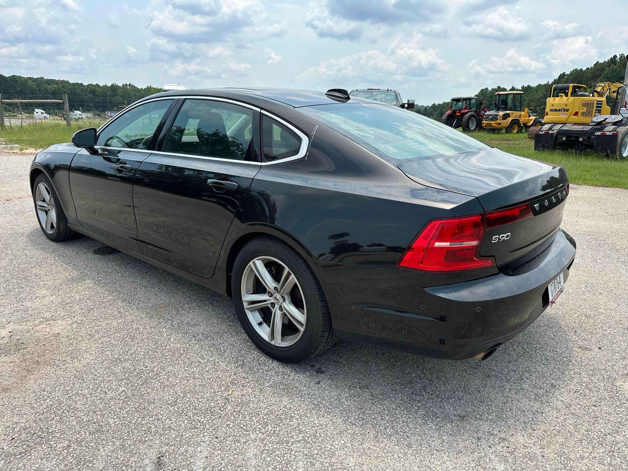 2018 Volvo S90
