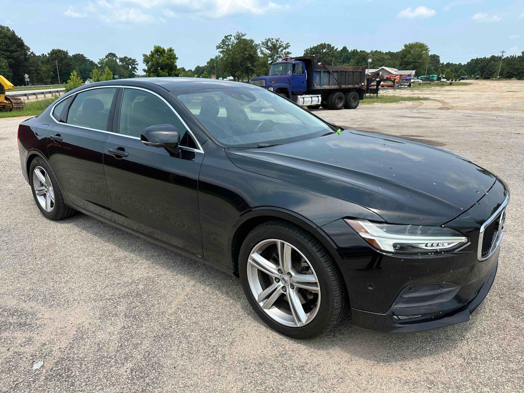 2018 Volvo S90