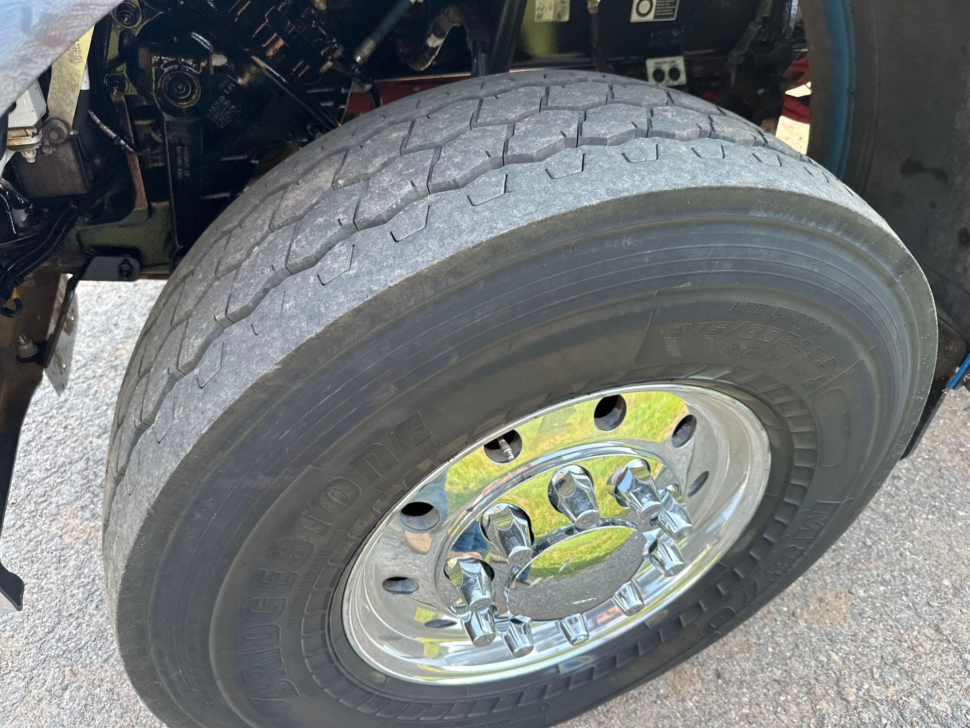 2020 Peterbilt 389