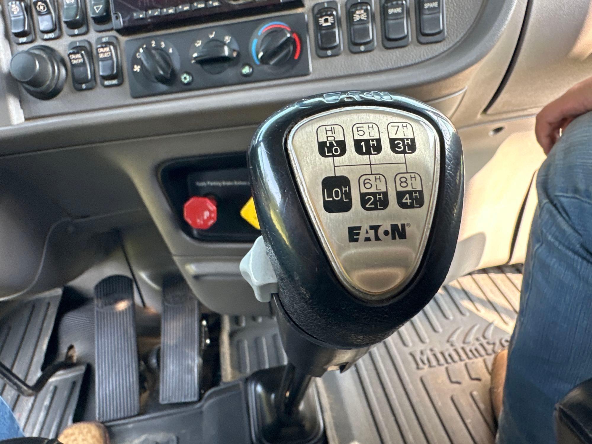 2020 Peterbilt 389