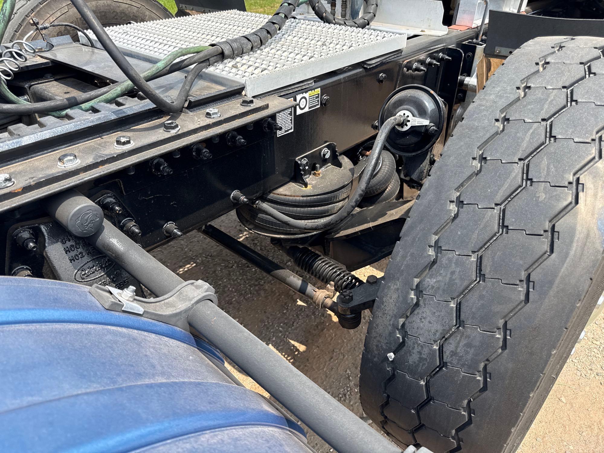 2020 Peterbilt 389