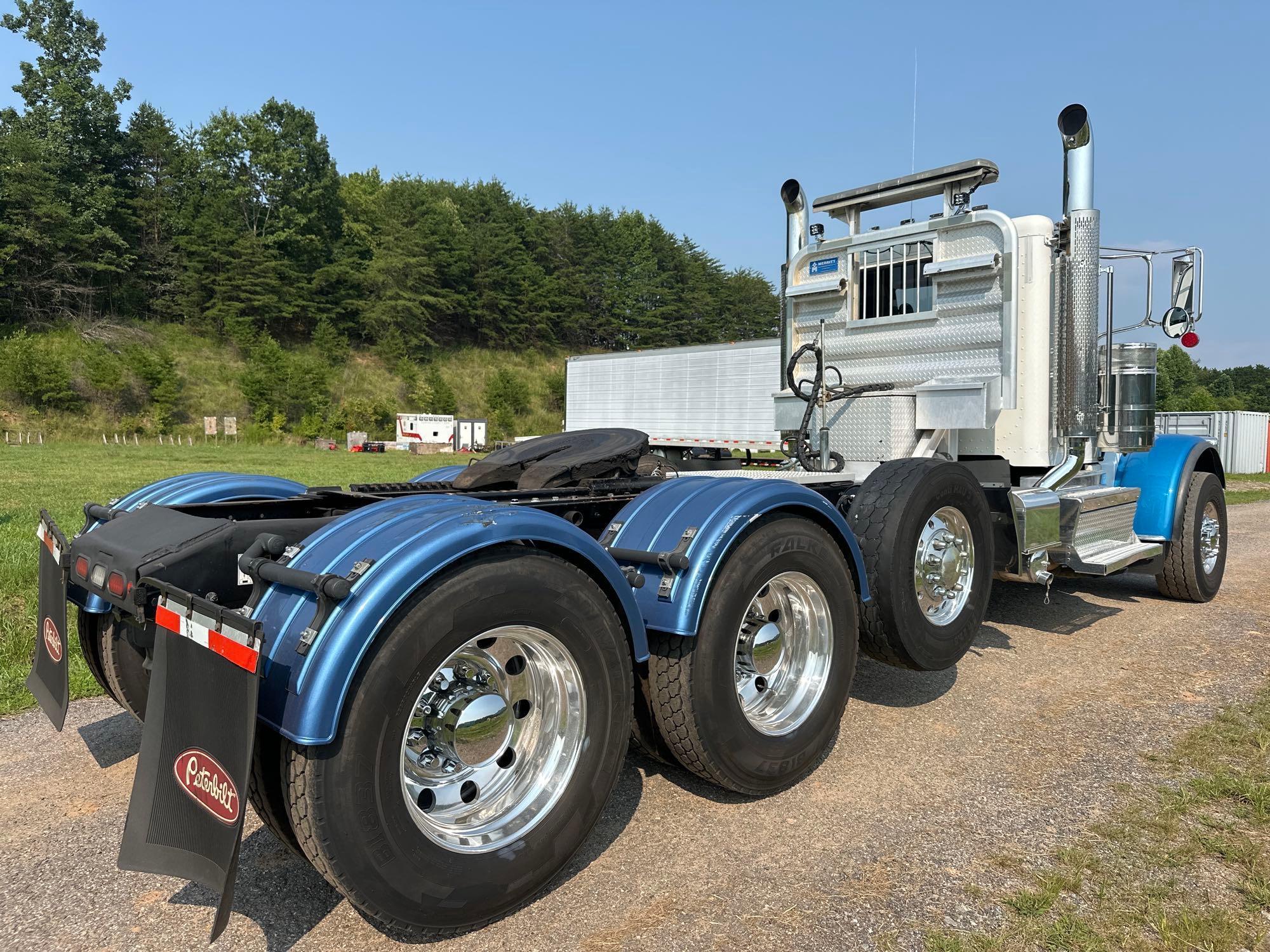 2020 Peterbilt 389