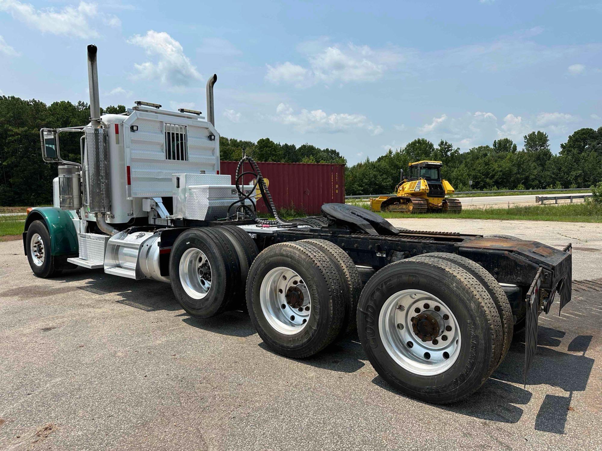 2007 Peterbilt 379
