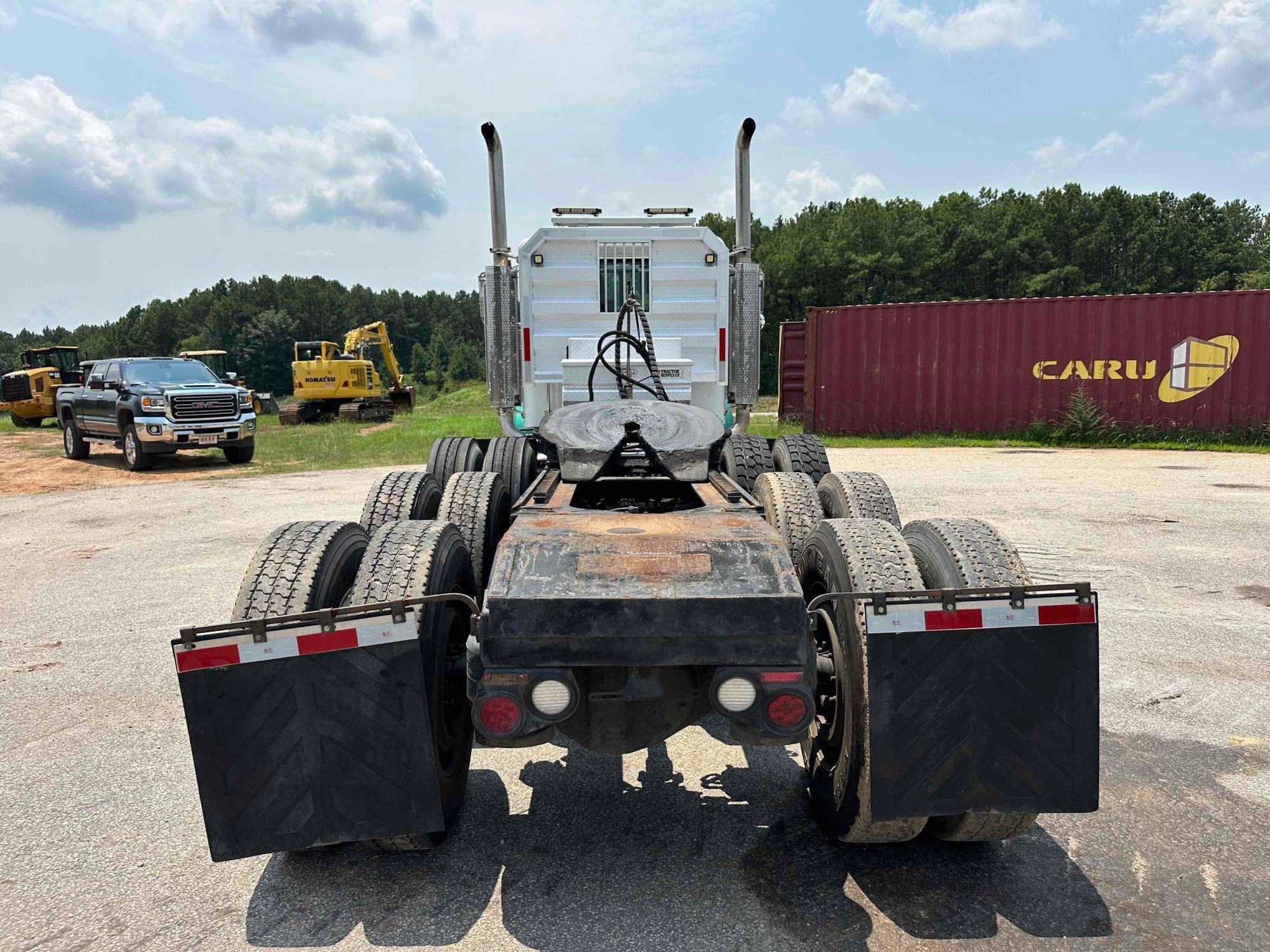 2007 Peterbilt 379