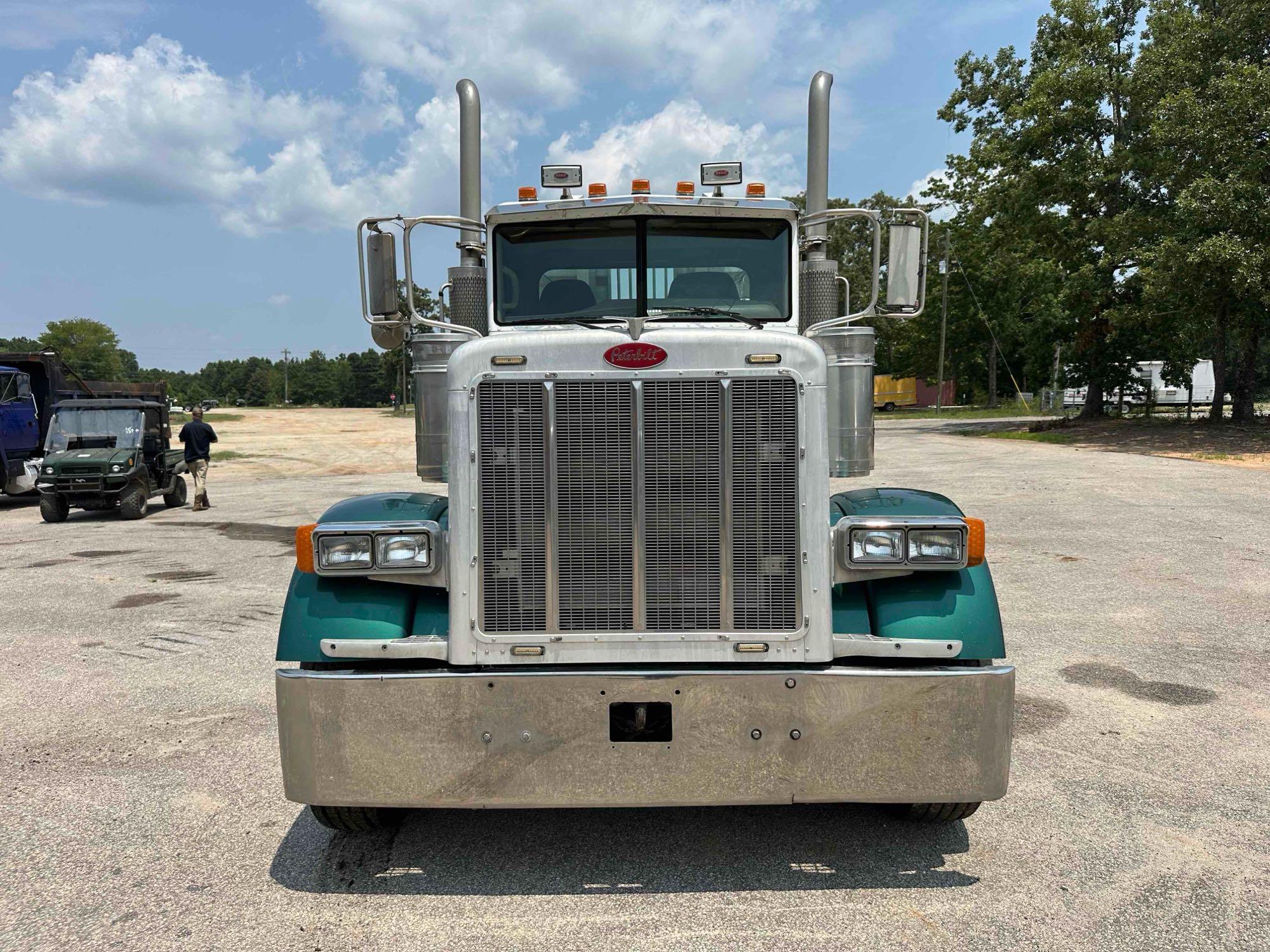 2007 Peterbilt 379