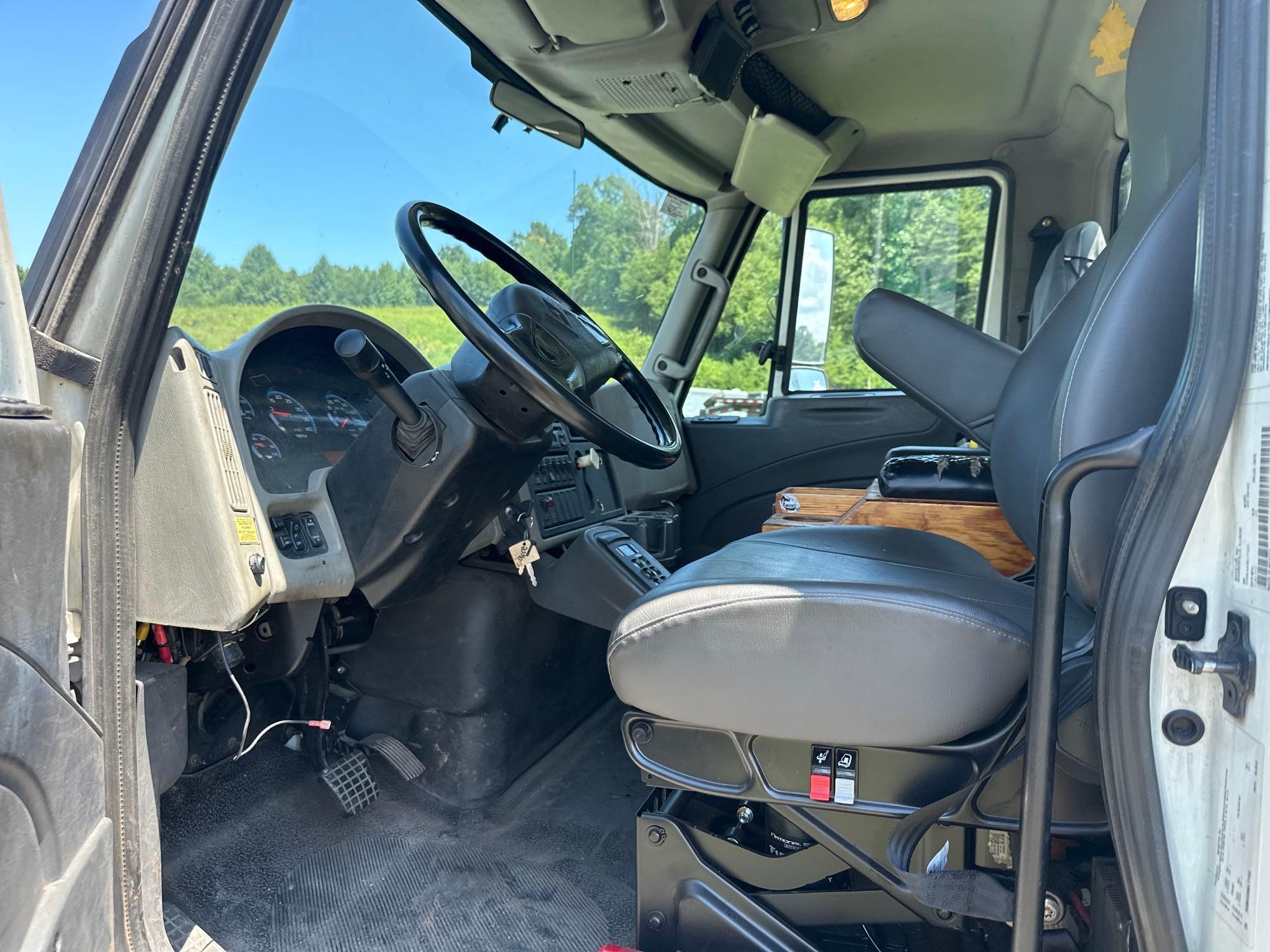 2014 International DuraStar 4400