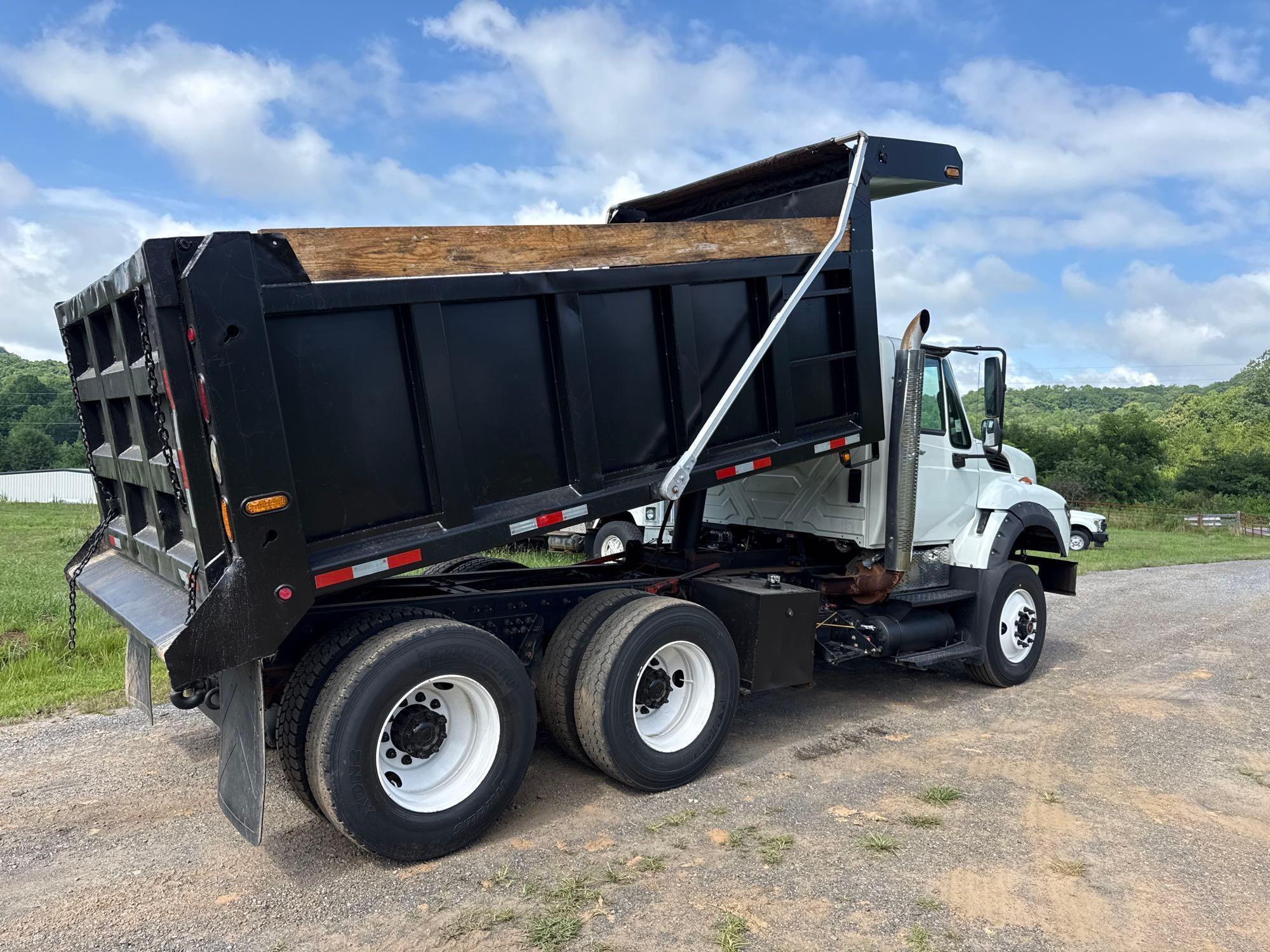 2014 International WORKSTAR