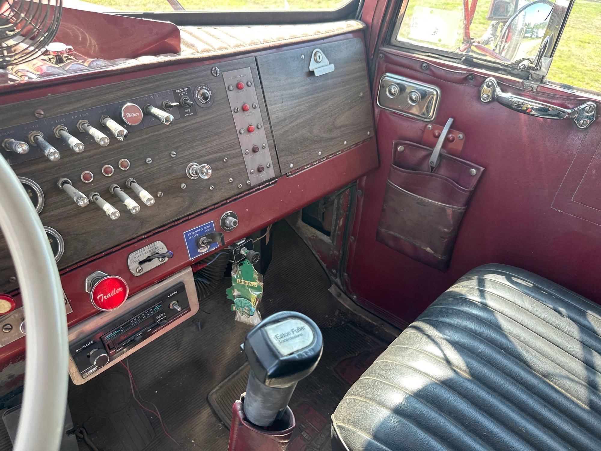 1967 Kenworth W925