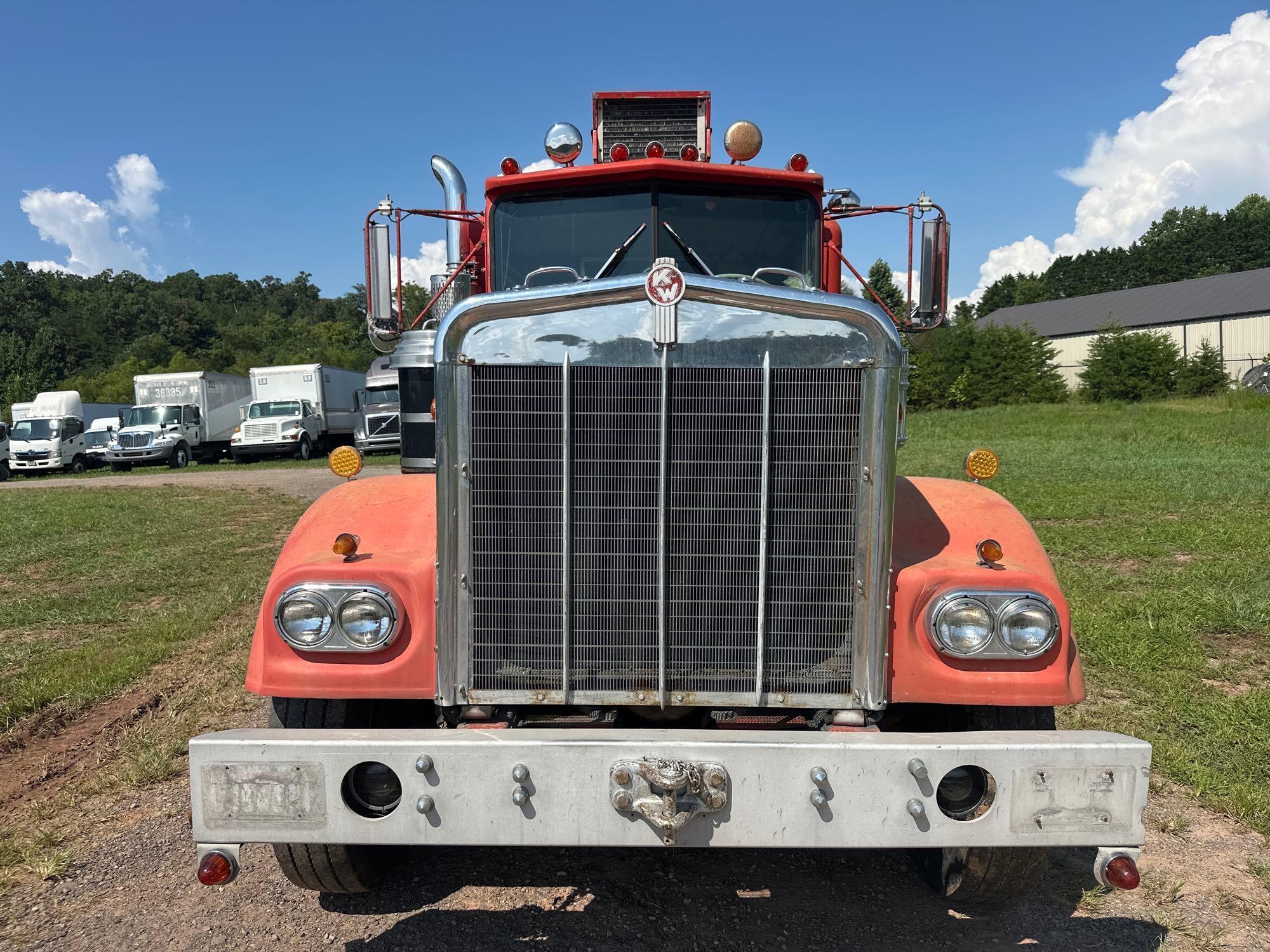 1967 Kenworth W925