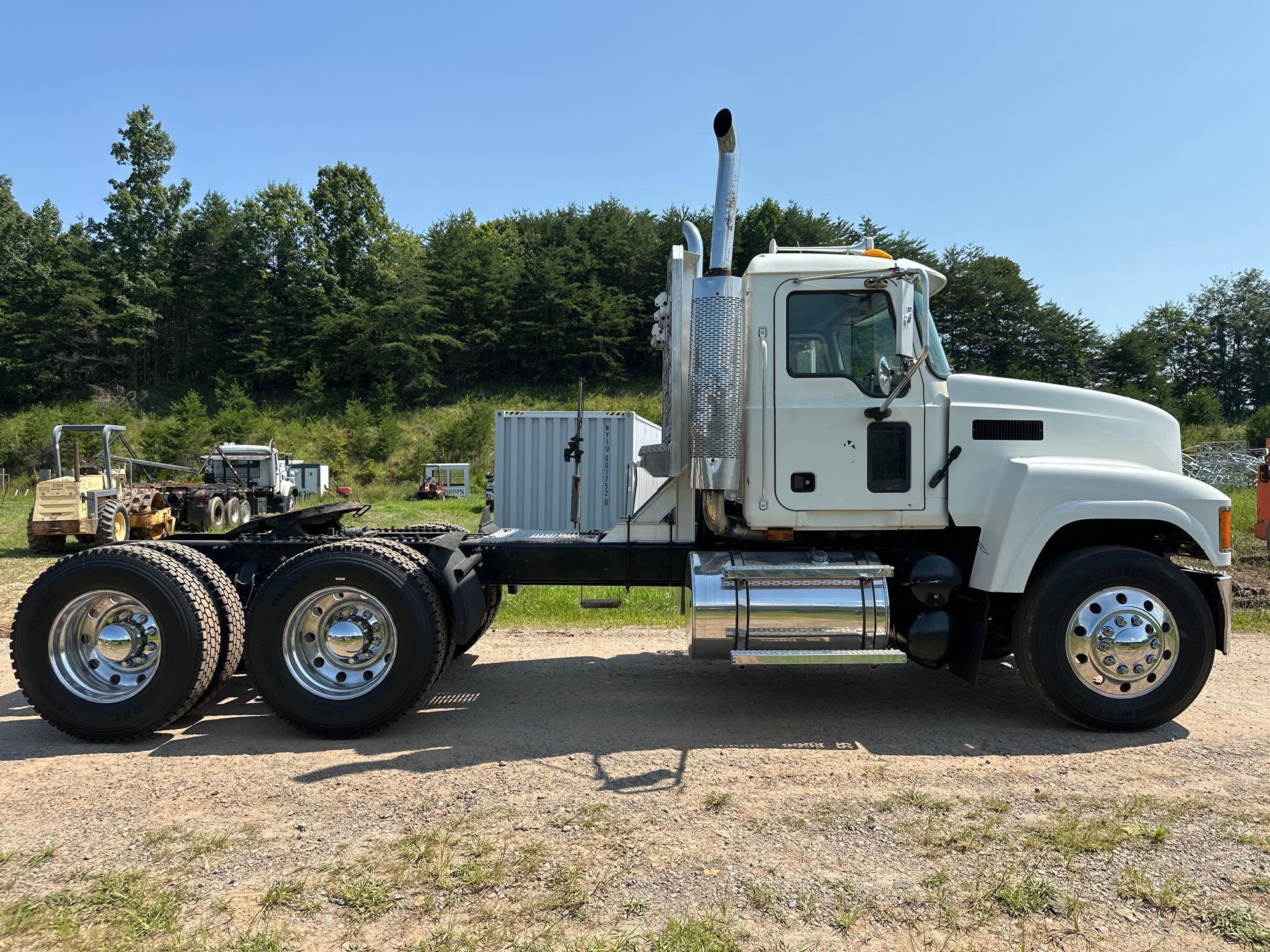 2007 Mack CHN613