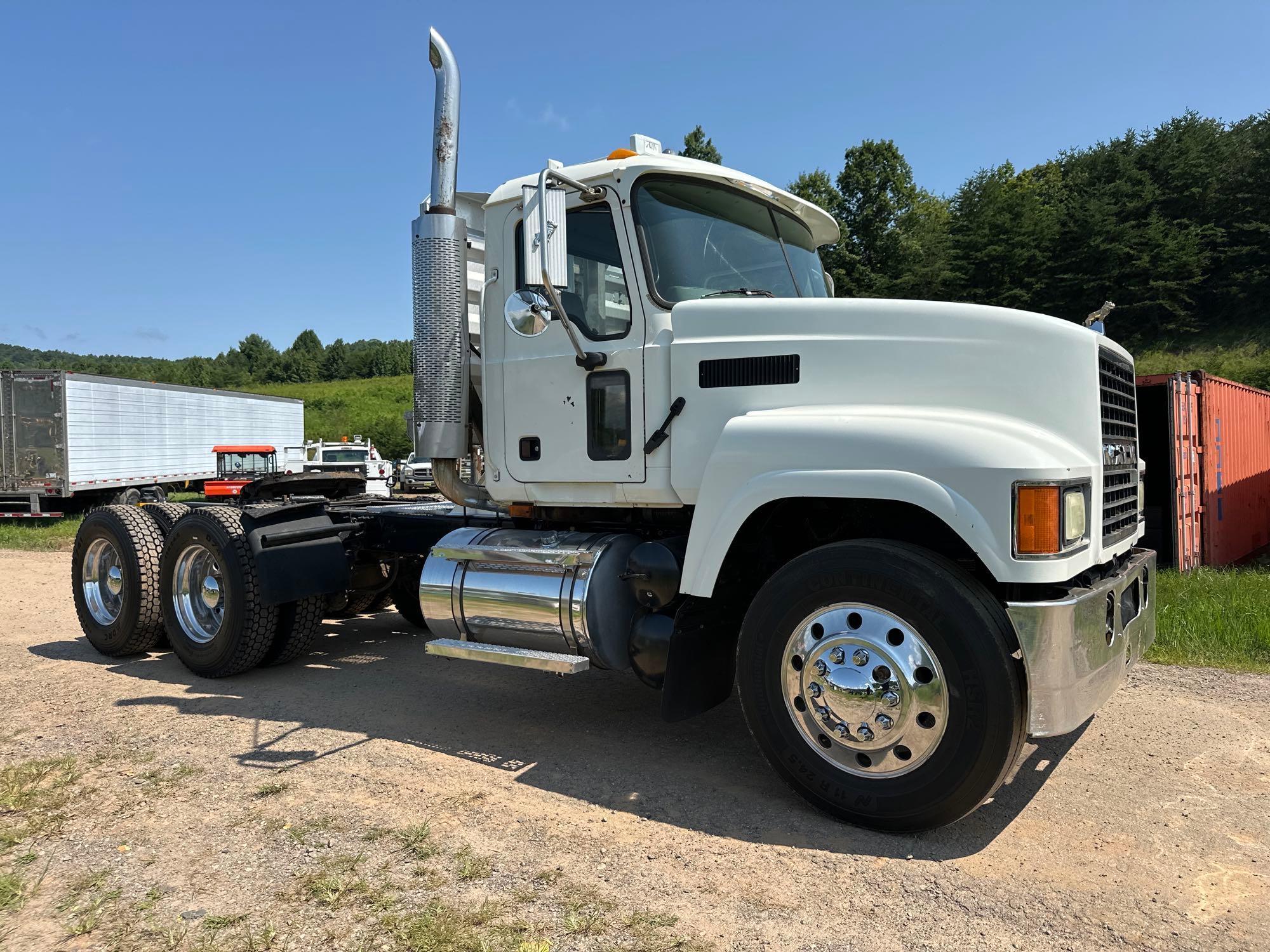 2007 Mack CHN613