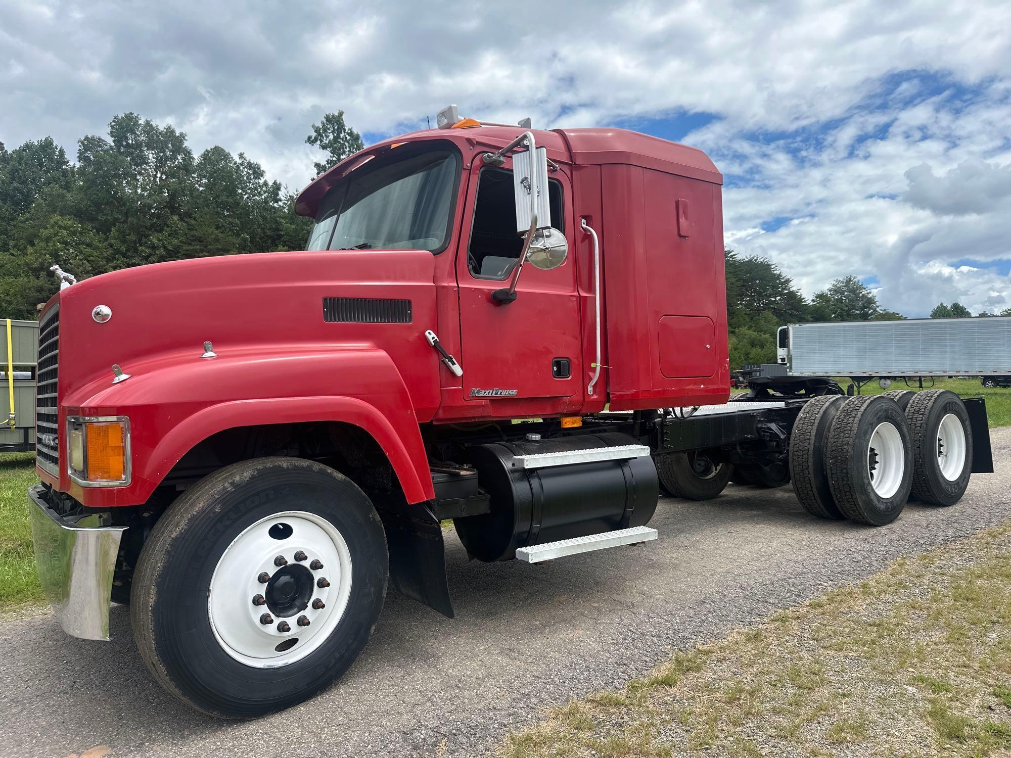 2007 Mack CHN613