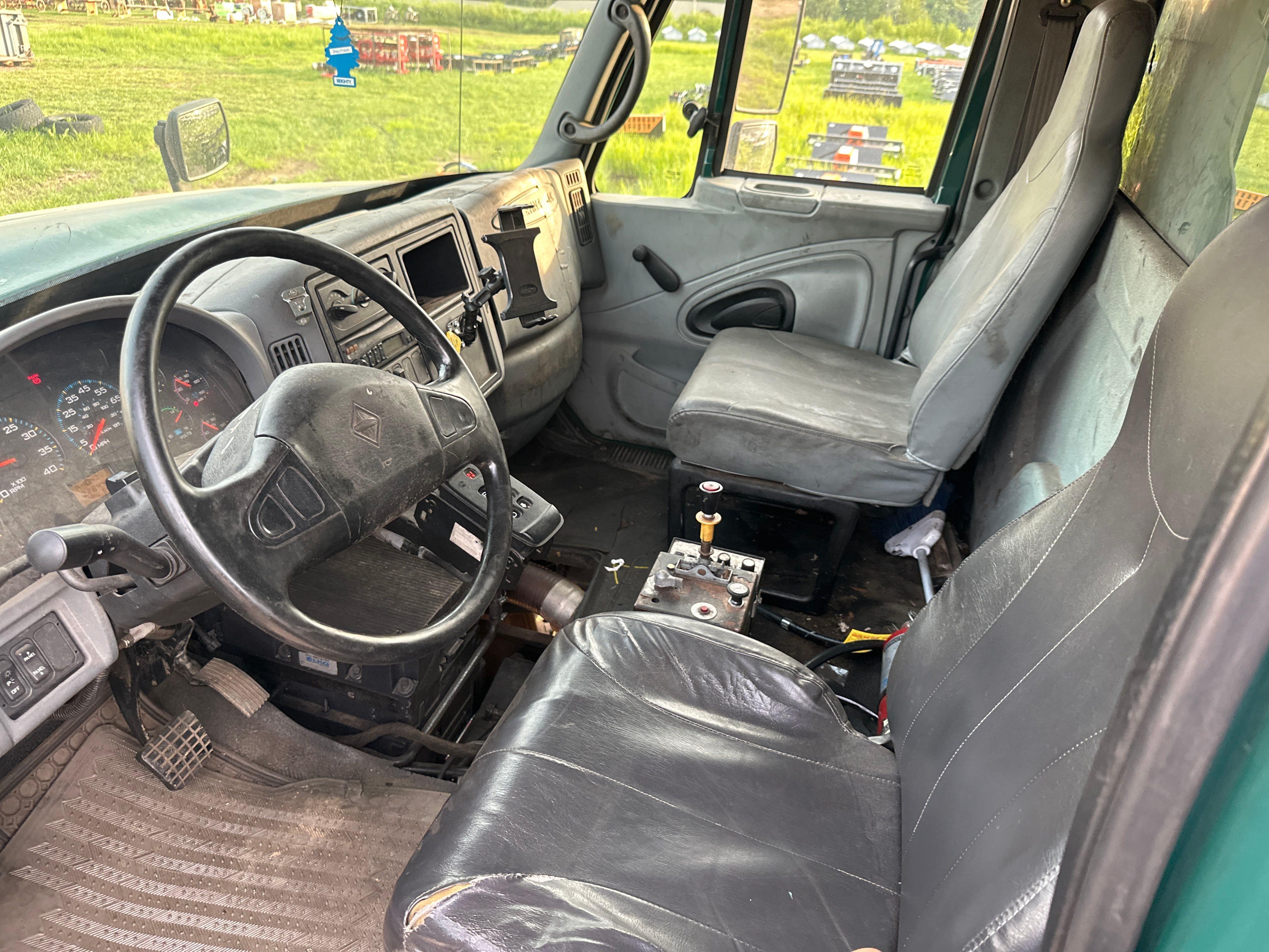 2005 International 7600