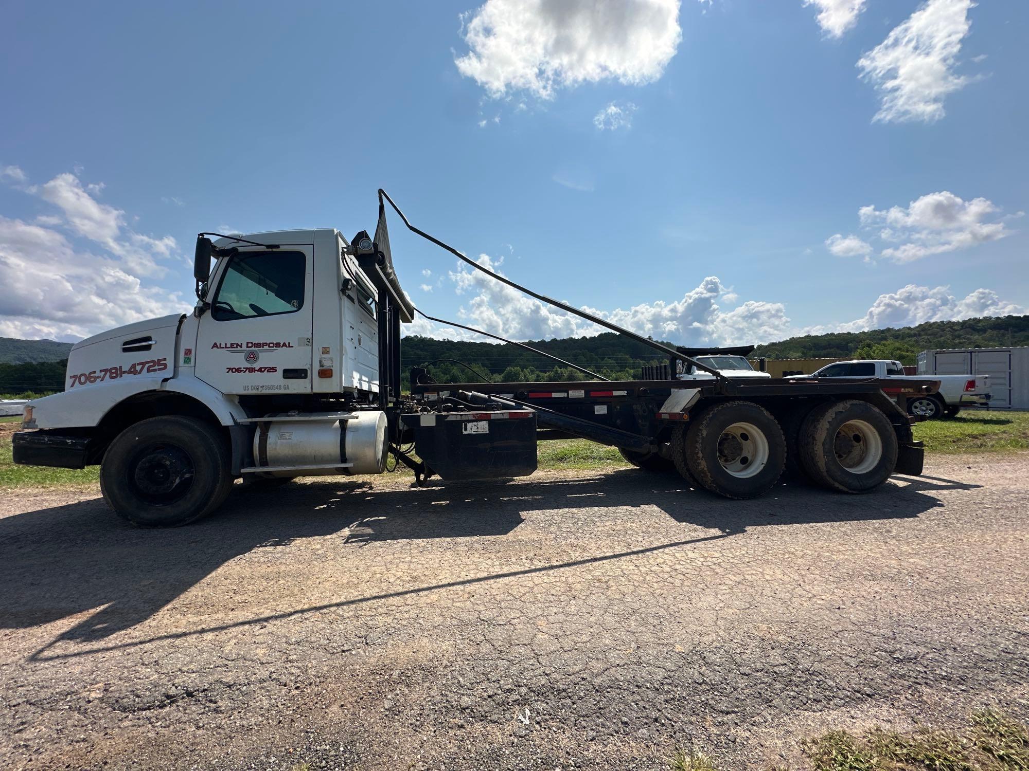 2006 Volvo VHD