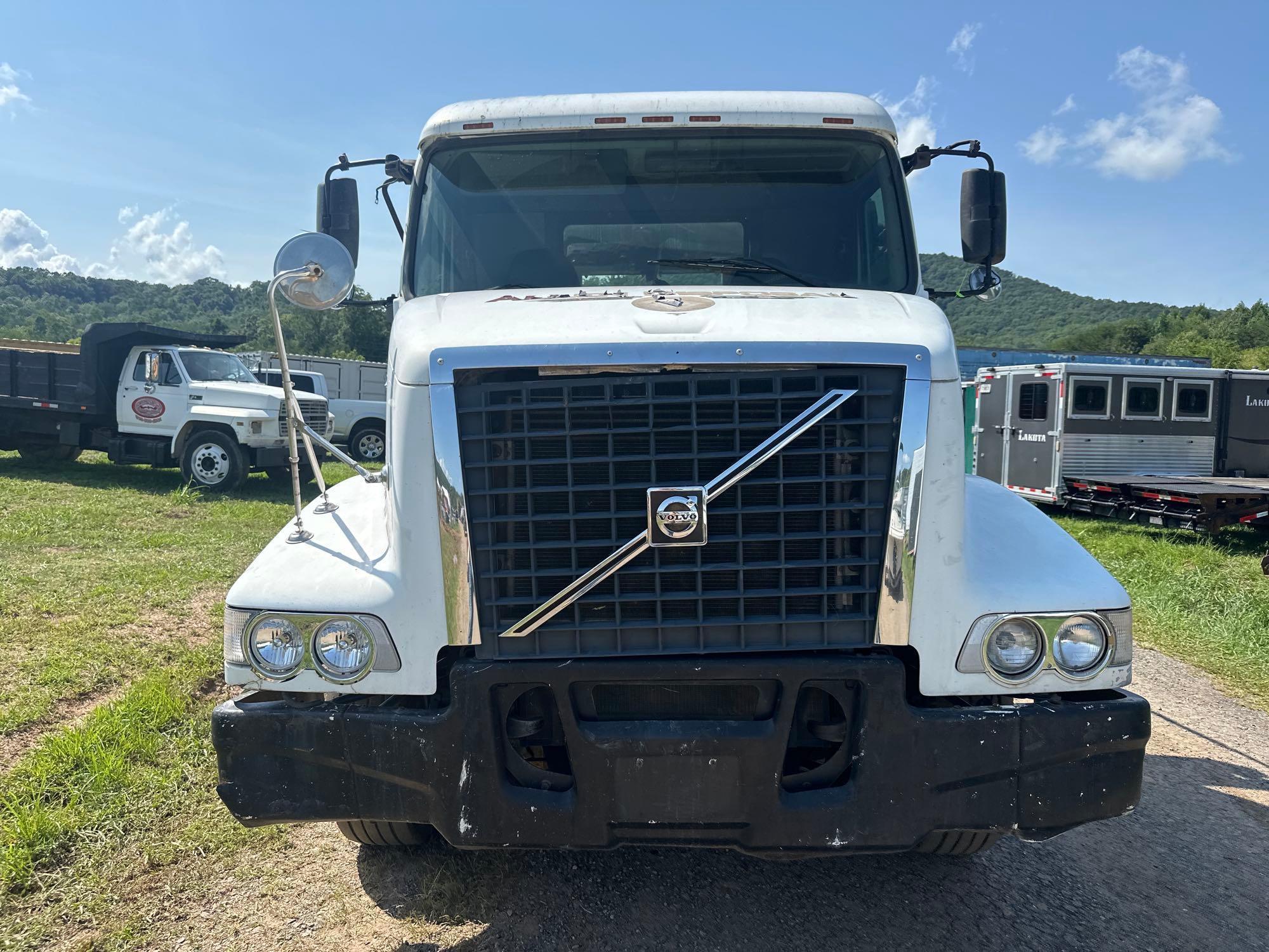 2006 Volvo VHD