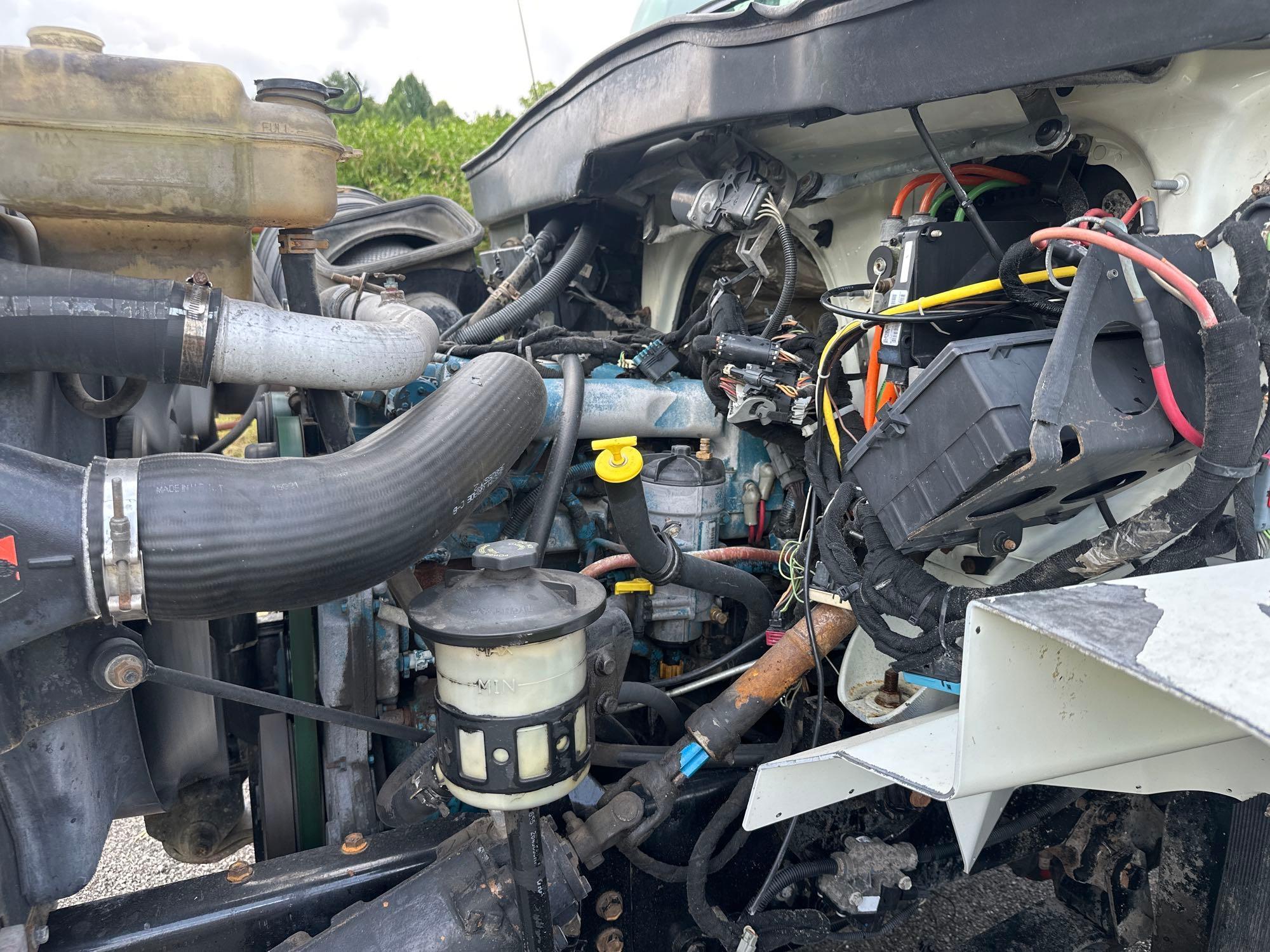 2005 International 7400