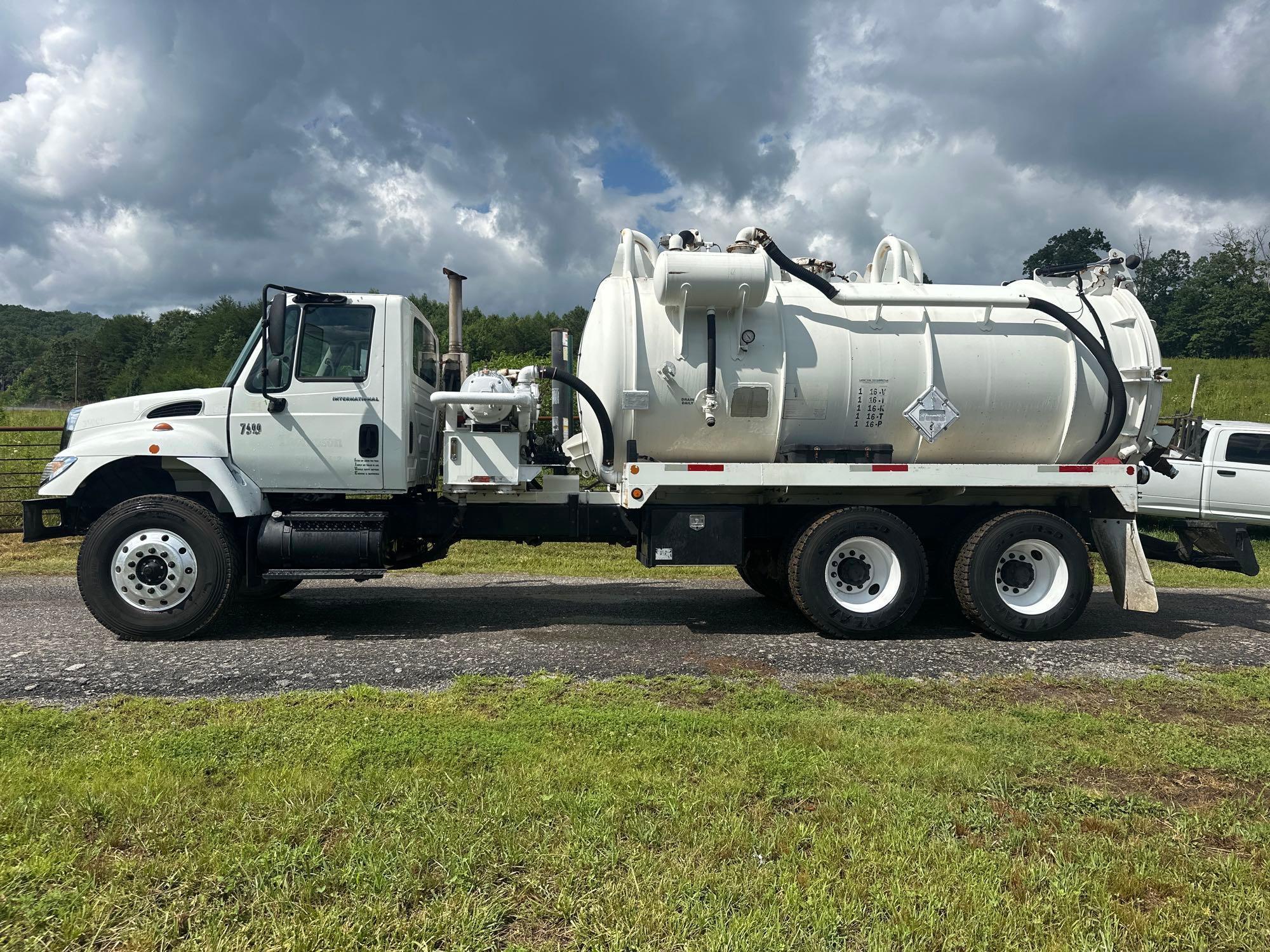 2005 International 7400