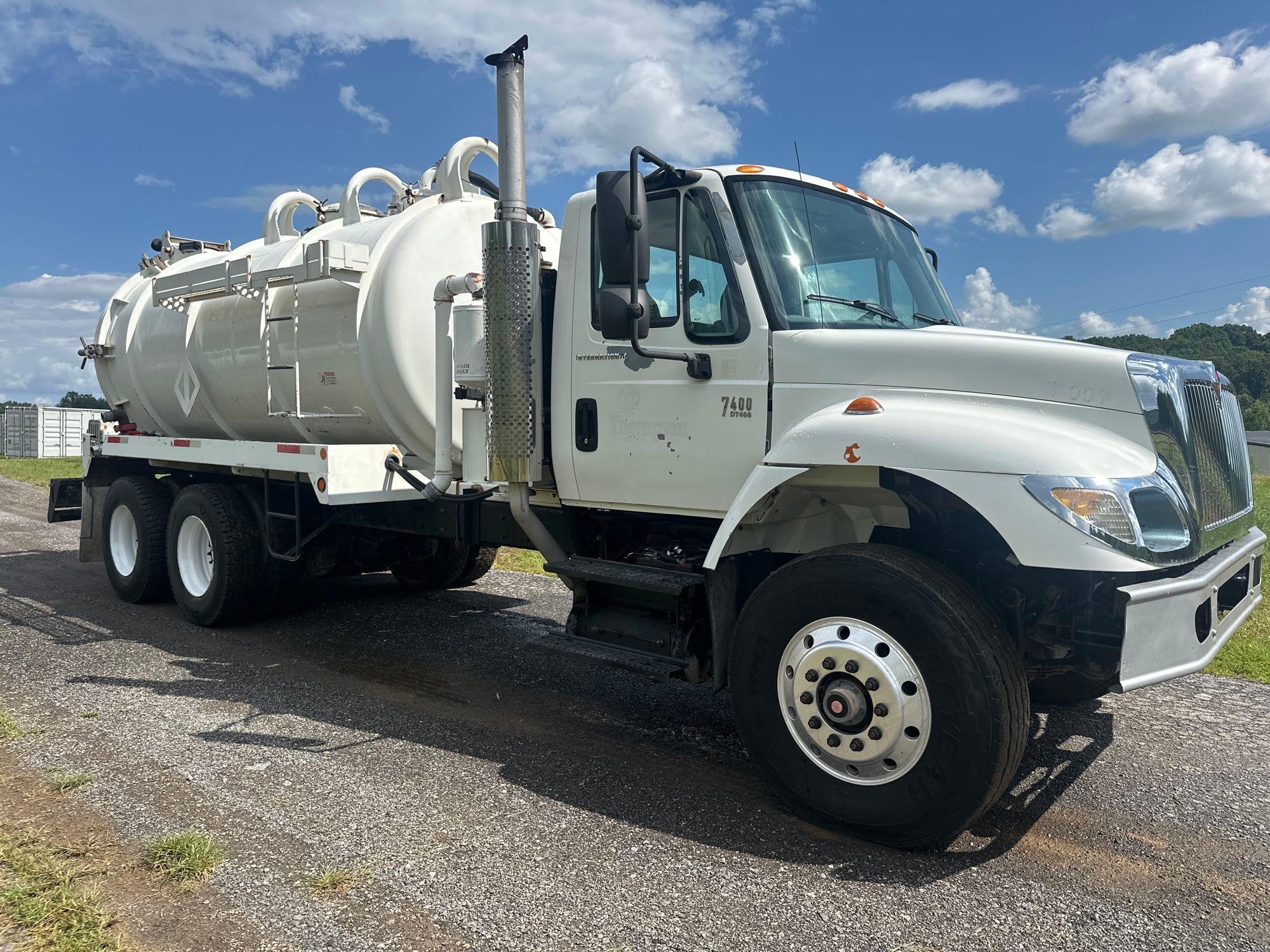 2005 International 7400