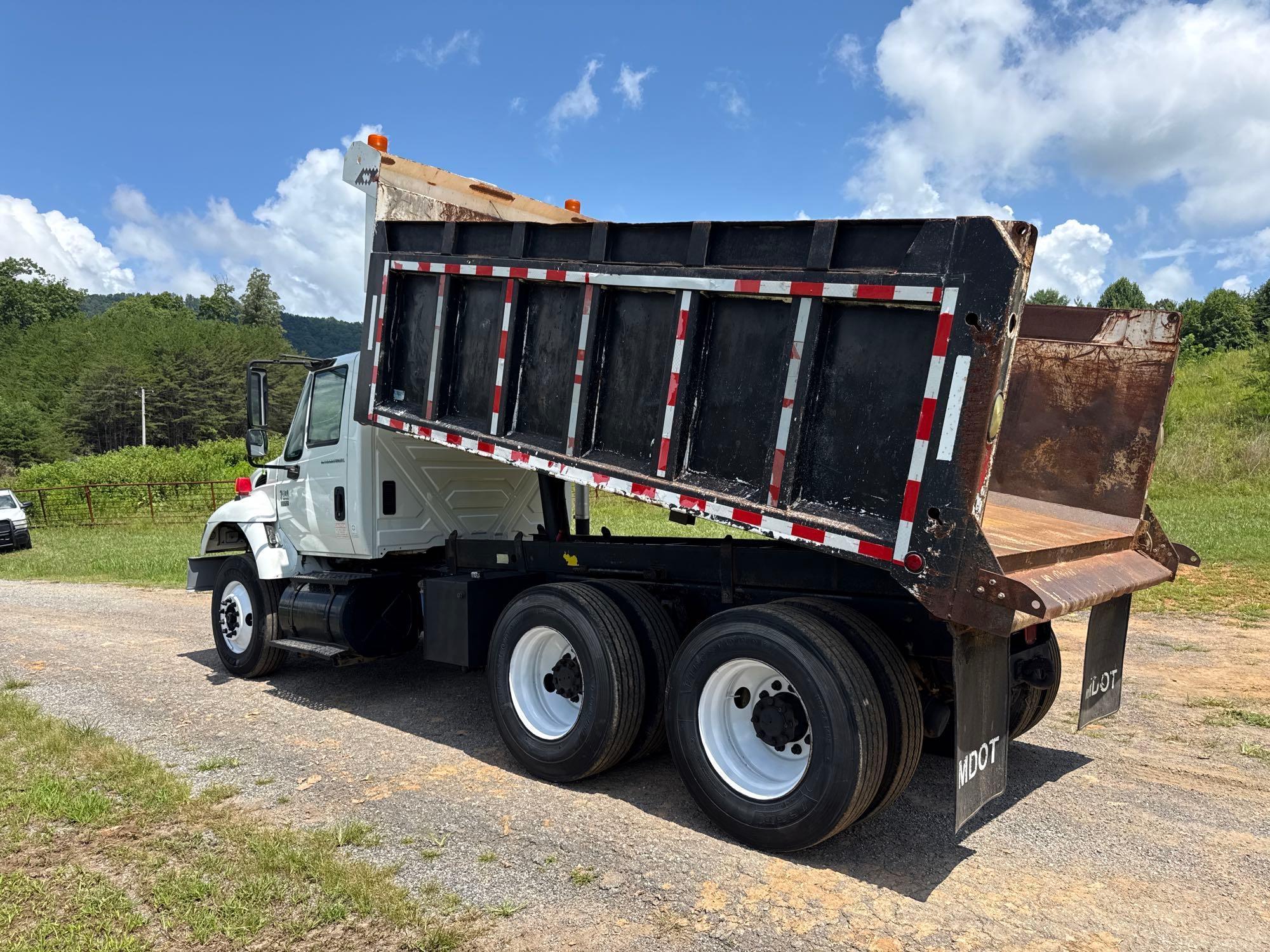 2006 International 7400