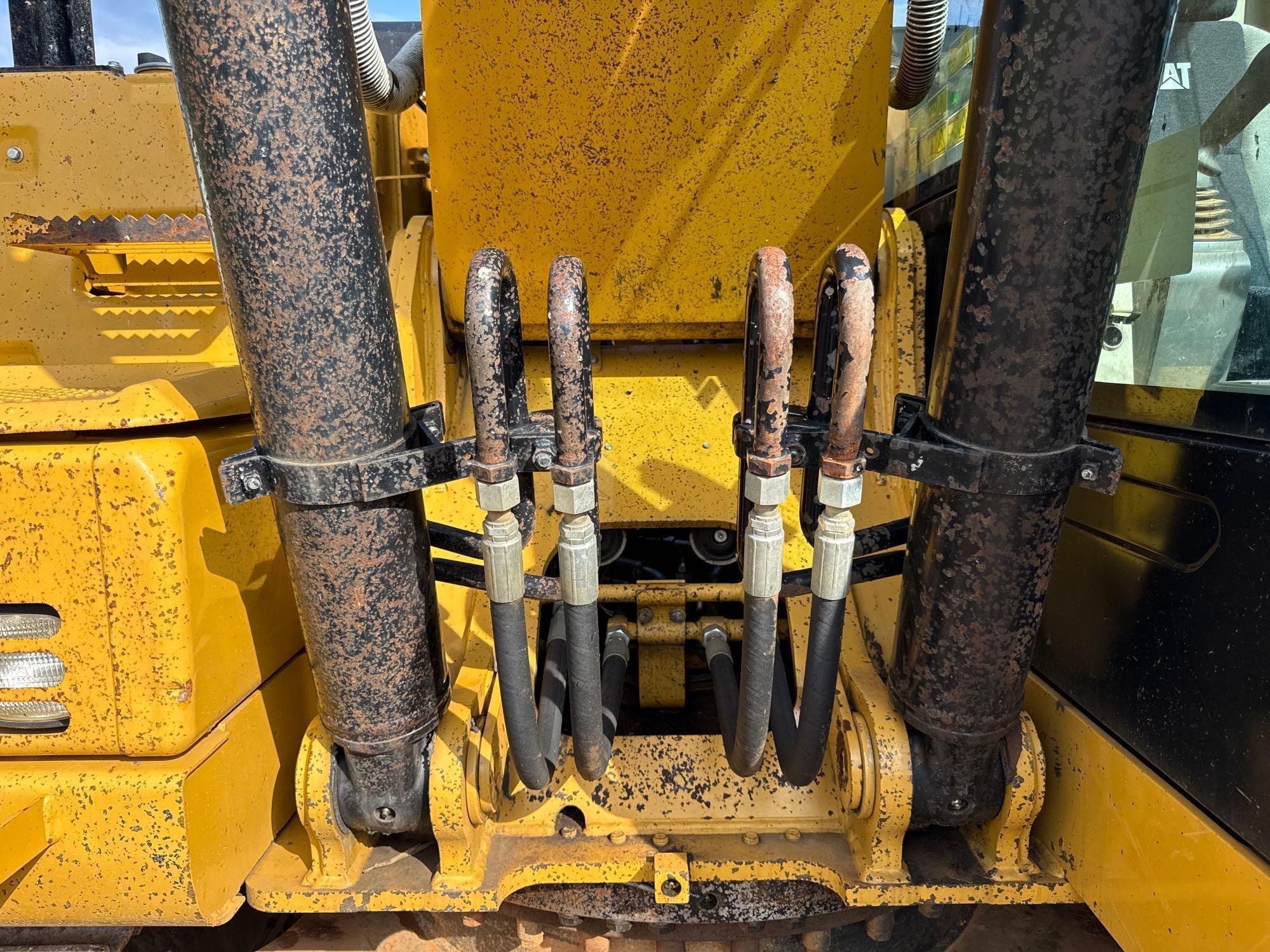 Caterpillar 323FL