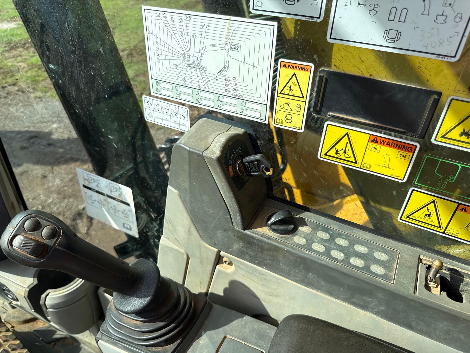Caterpillar 323FL