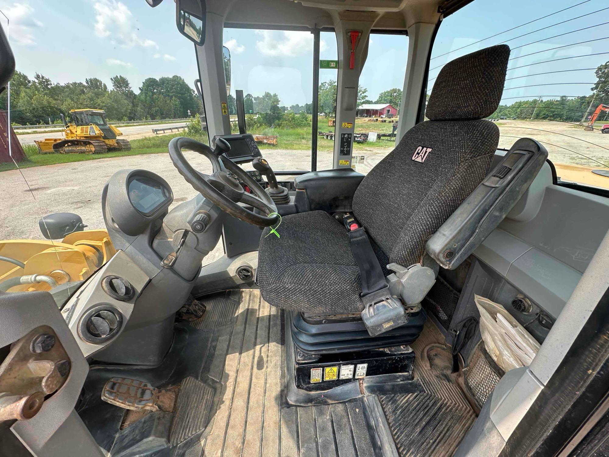 Caterpillar 926M